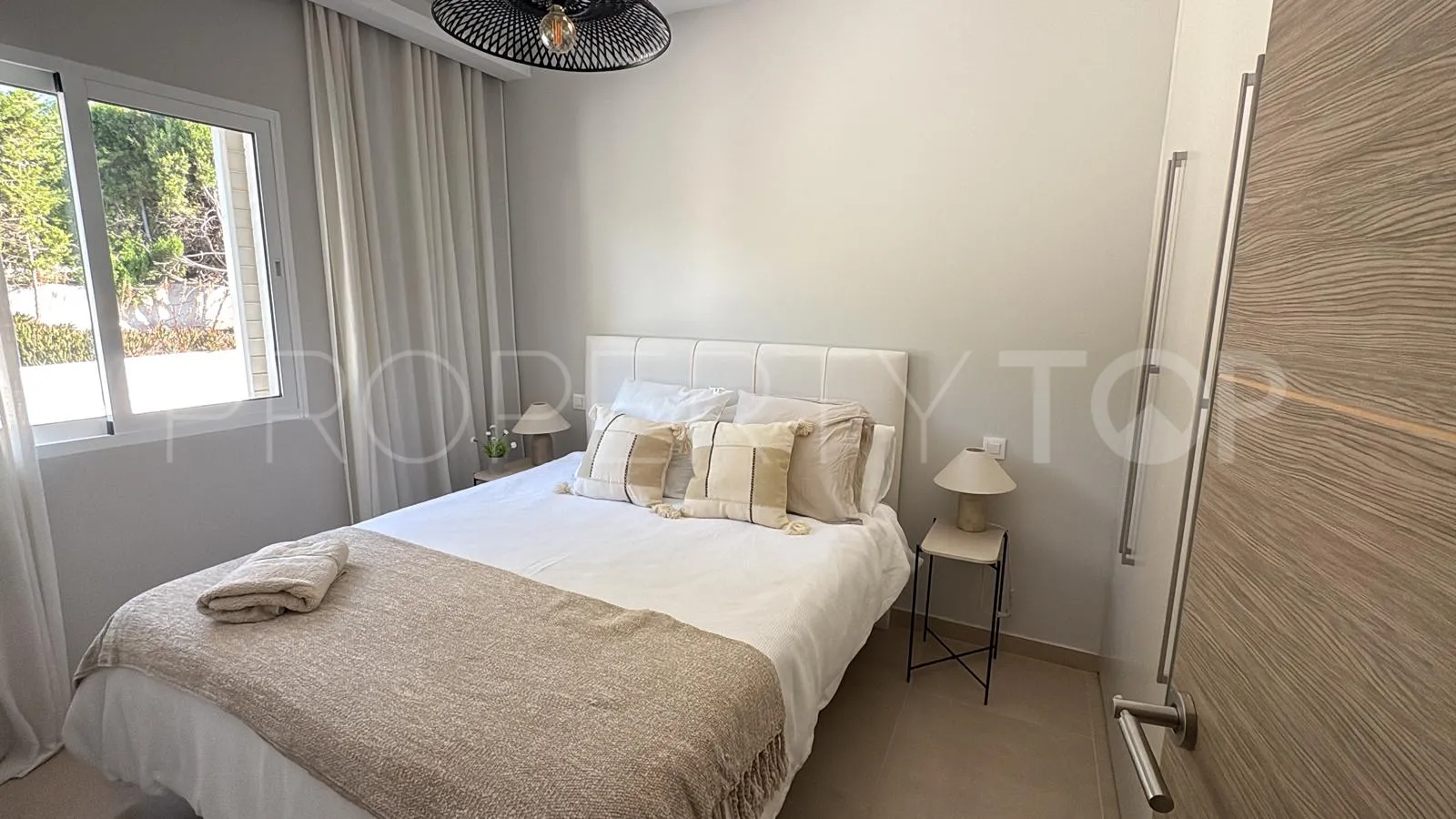 Los Dragos, atico duplex en venta de 3 dormitorios
