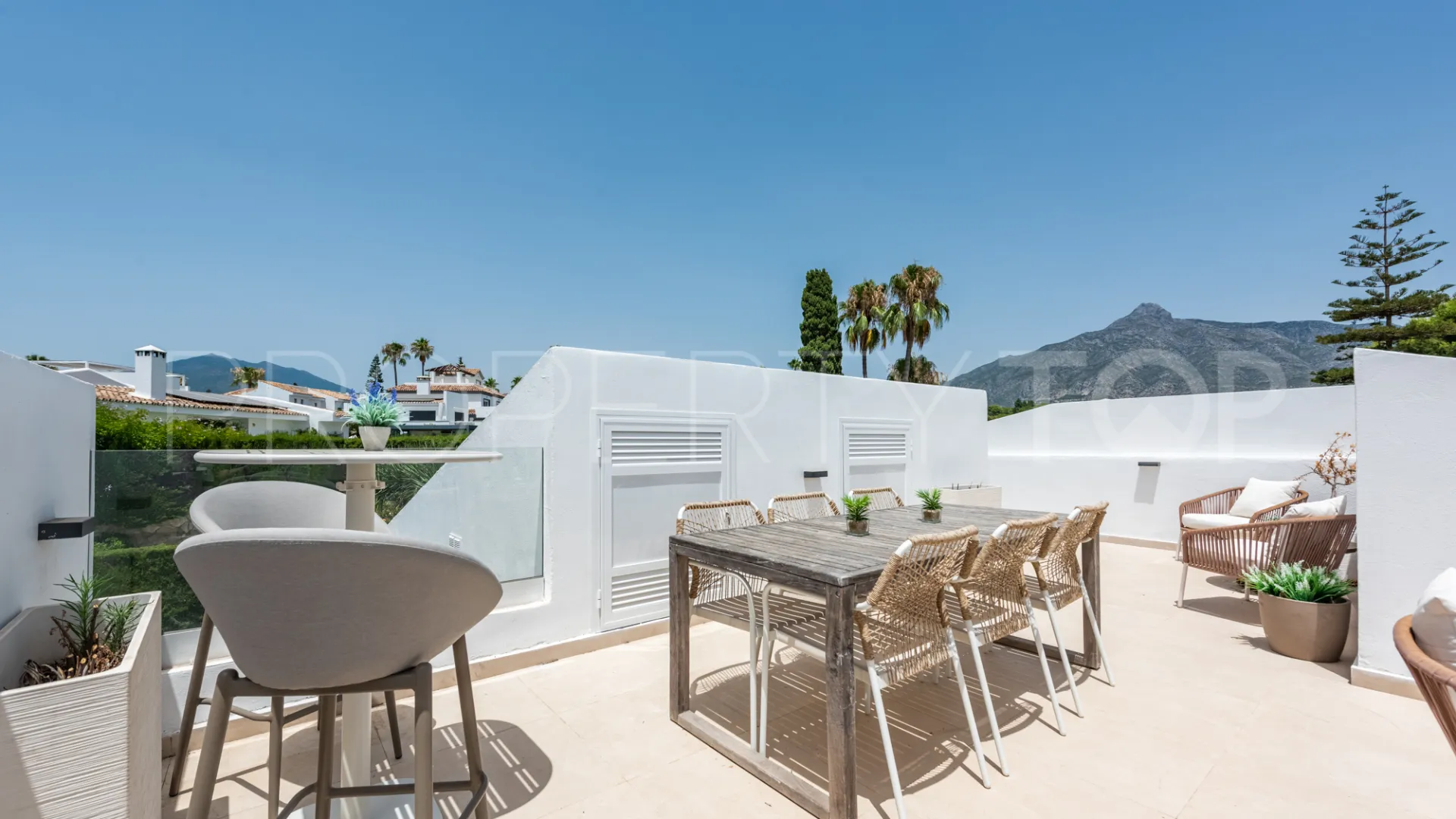 Los Dragos, atico duplex en venta de 3 dormitorios