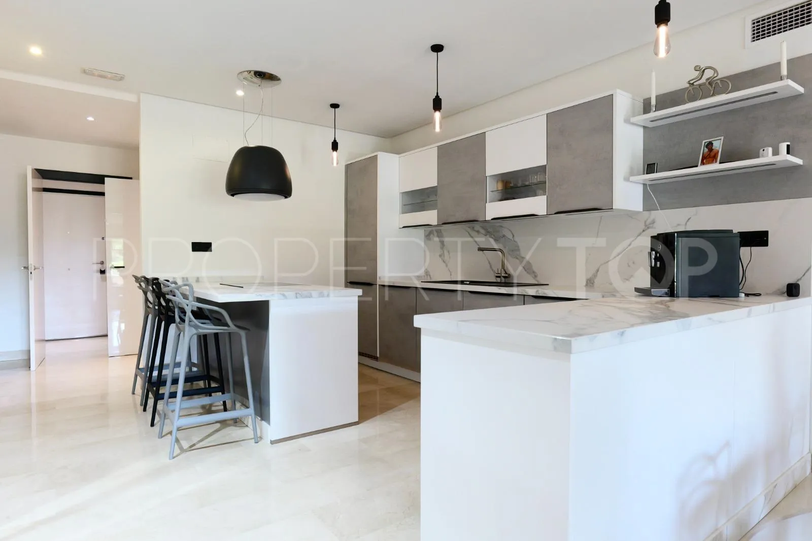 3 bedrooms apartment for sale in Marbella - Puerto Banus