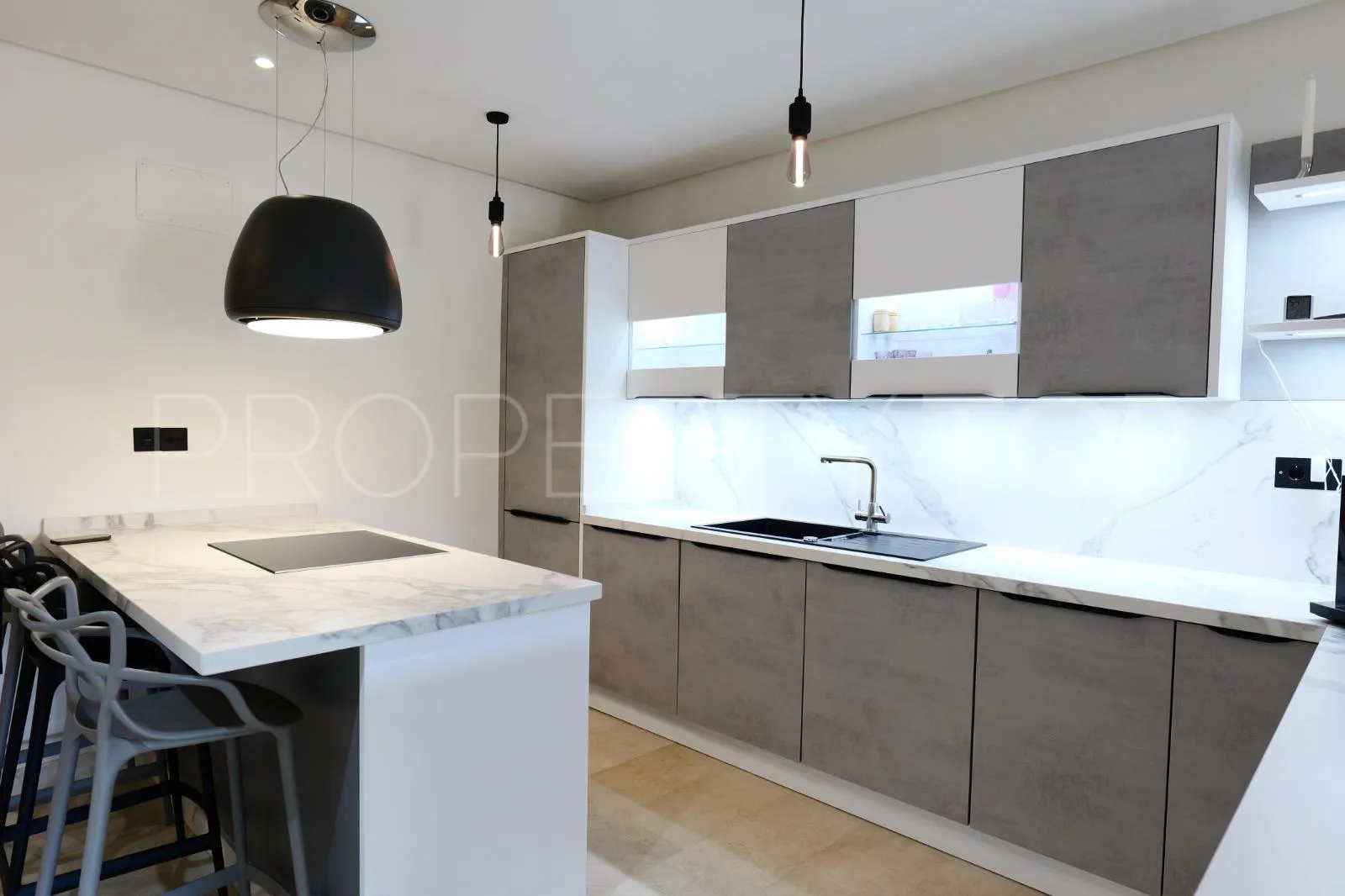 3 bedrooms apartment for sale in Marbella - Puerto Banus