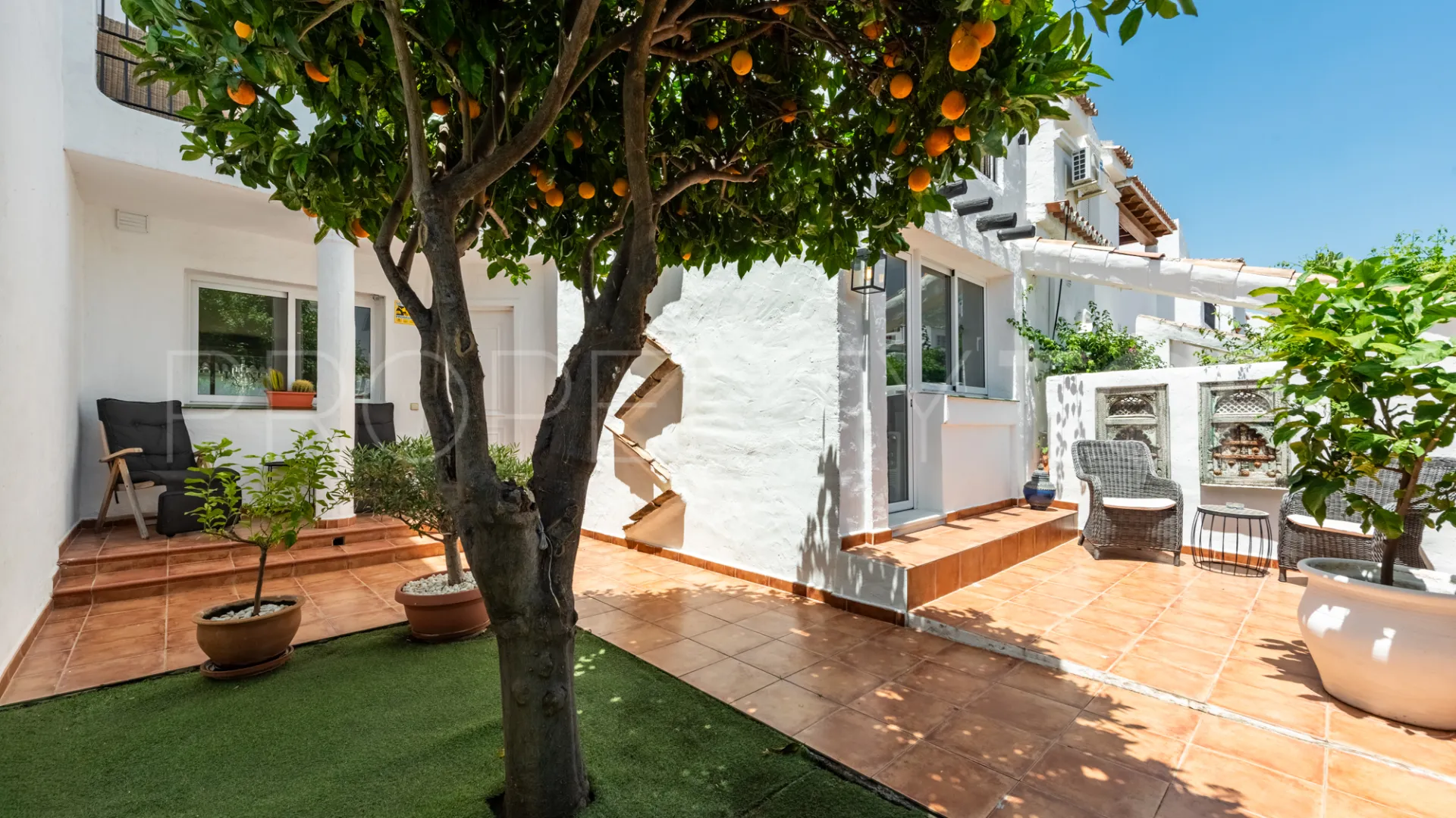 Se vende adosado en Los Naranjos de Marbella