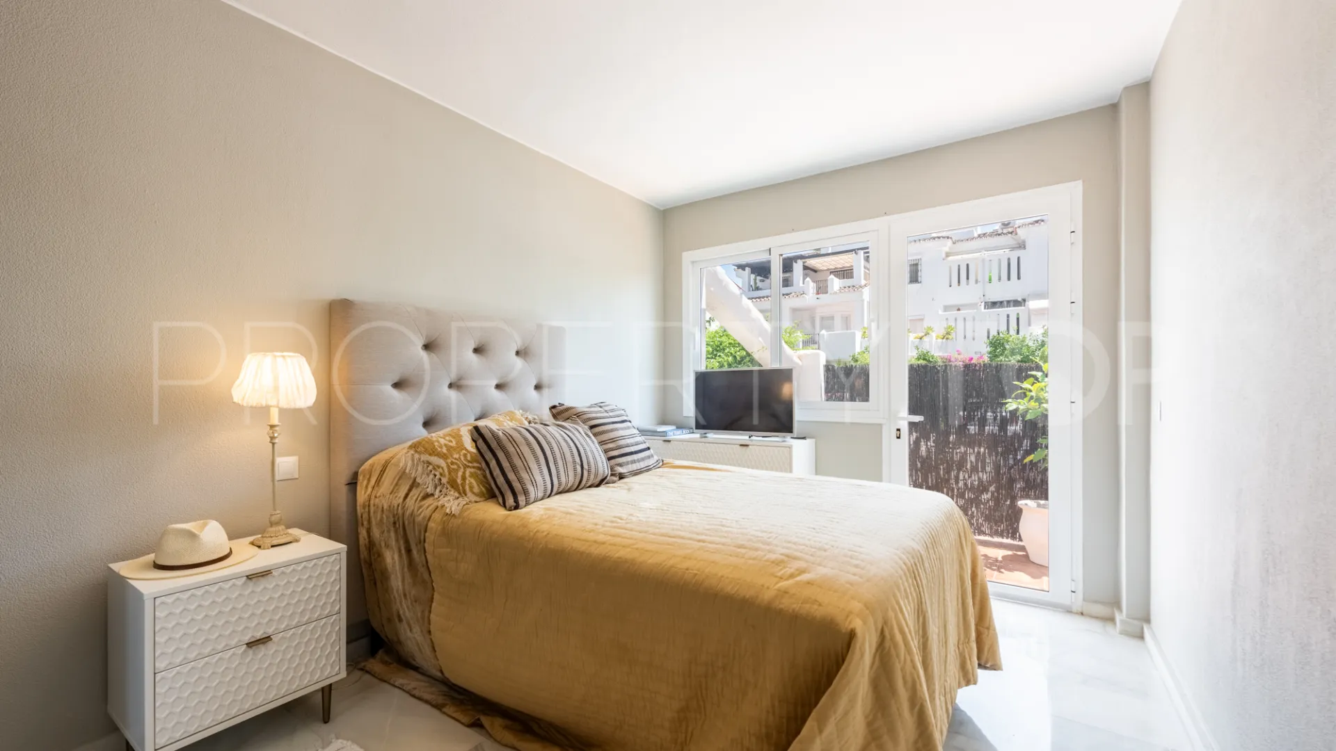 Se vende adosado en Los Naranjos de Marbella