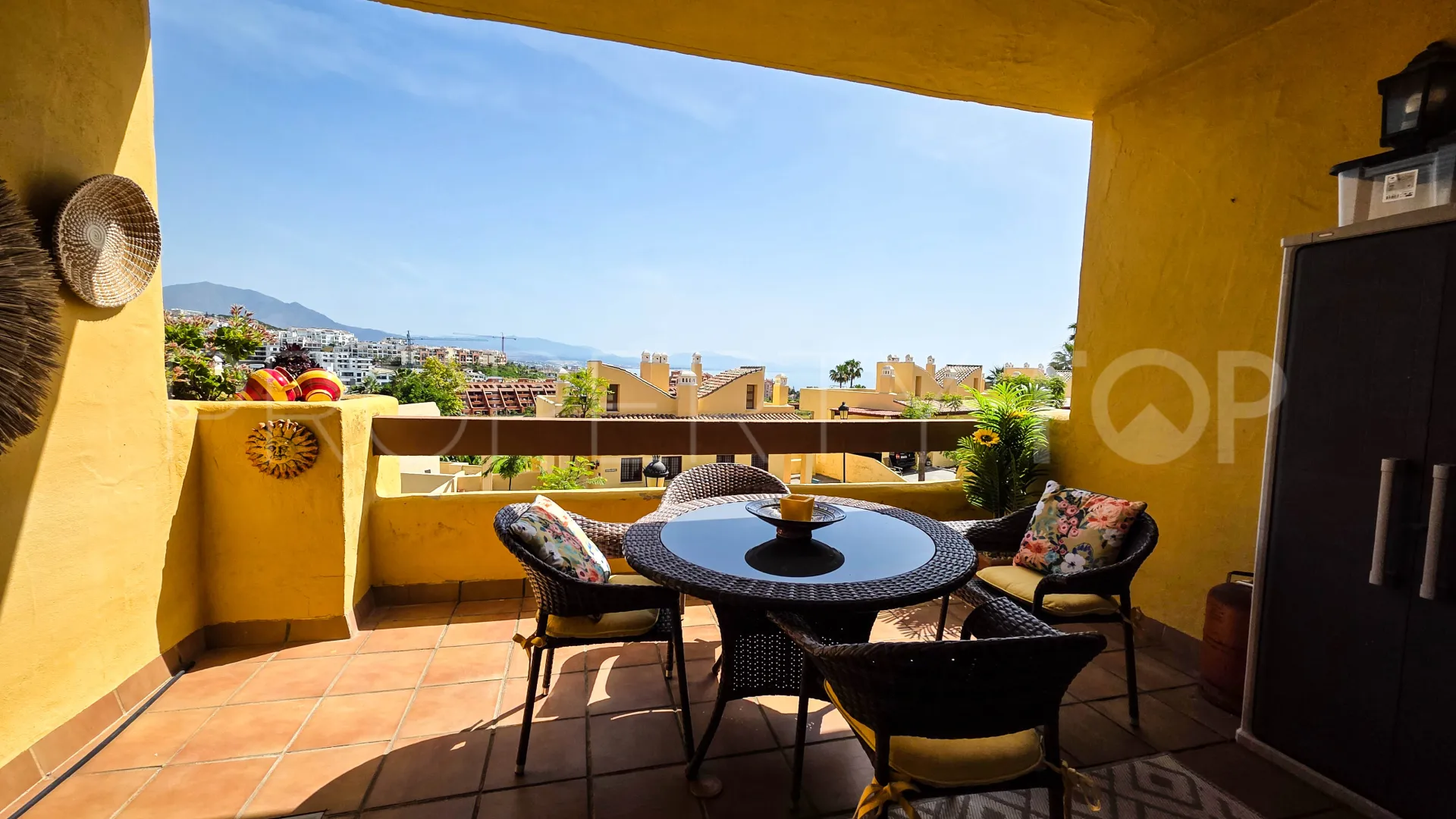 2 bedrooms apartment in Princesa Kristina for sale