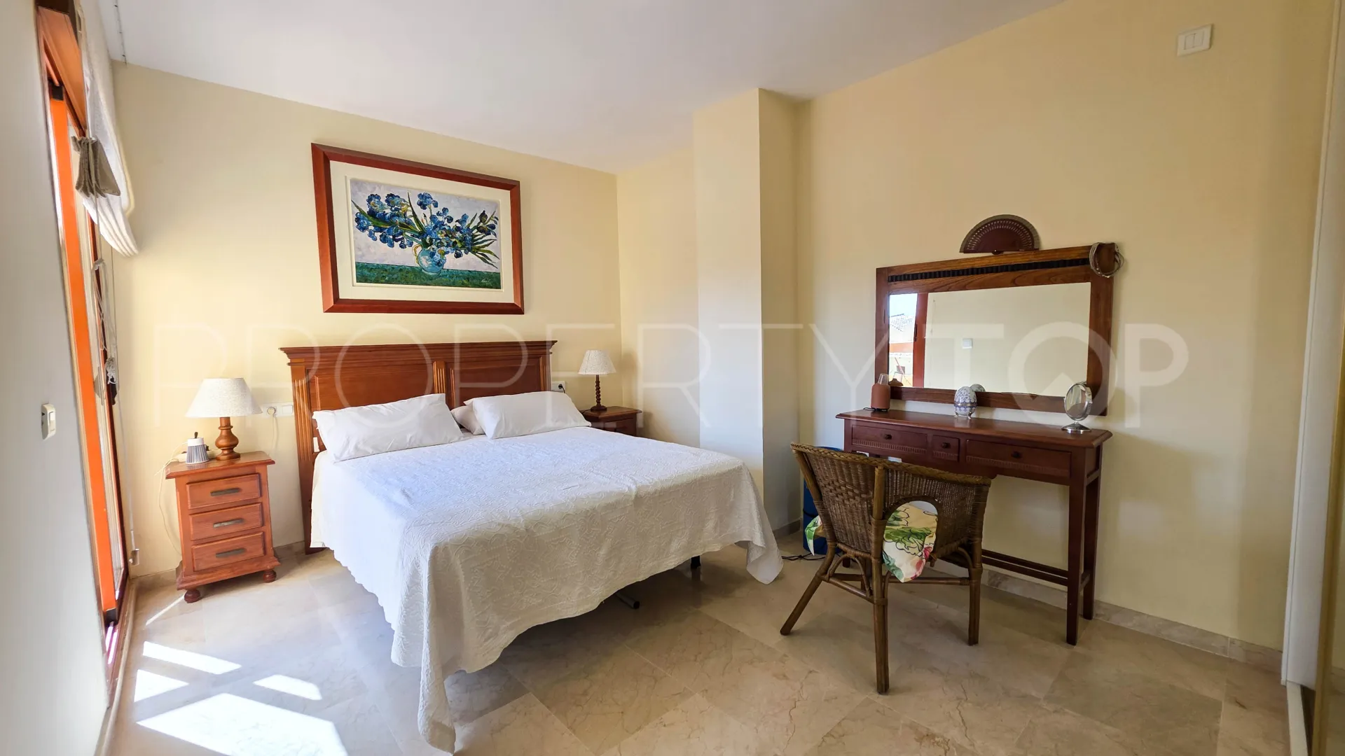 2 bedrooms apartment in Princesa Kristina for sale