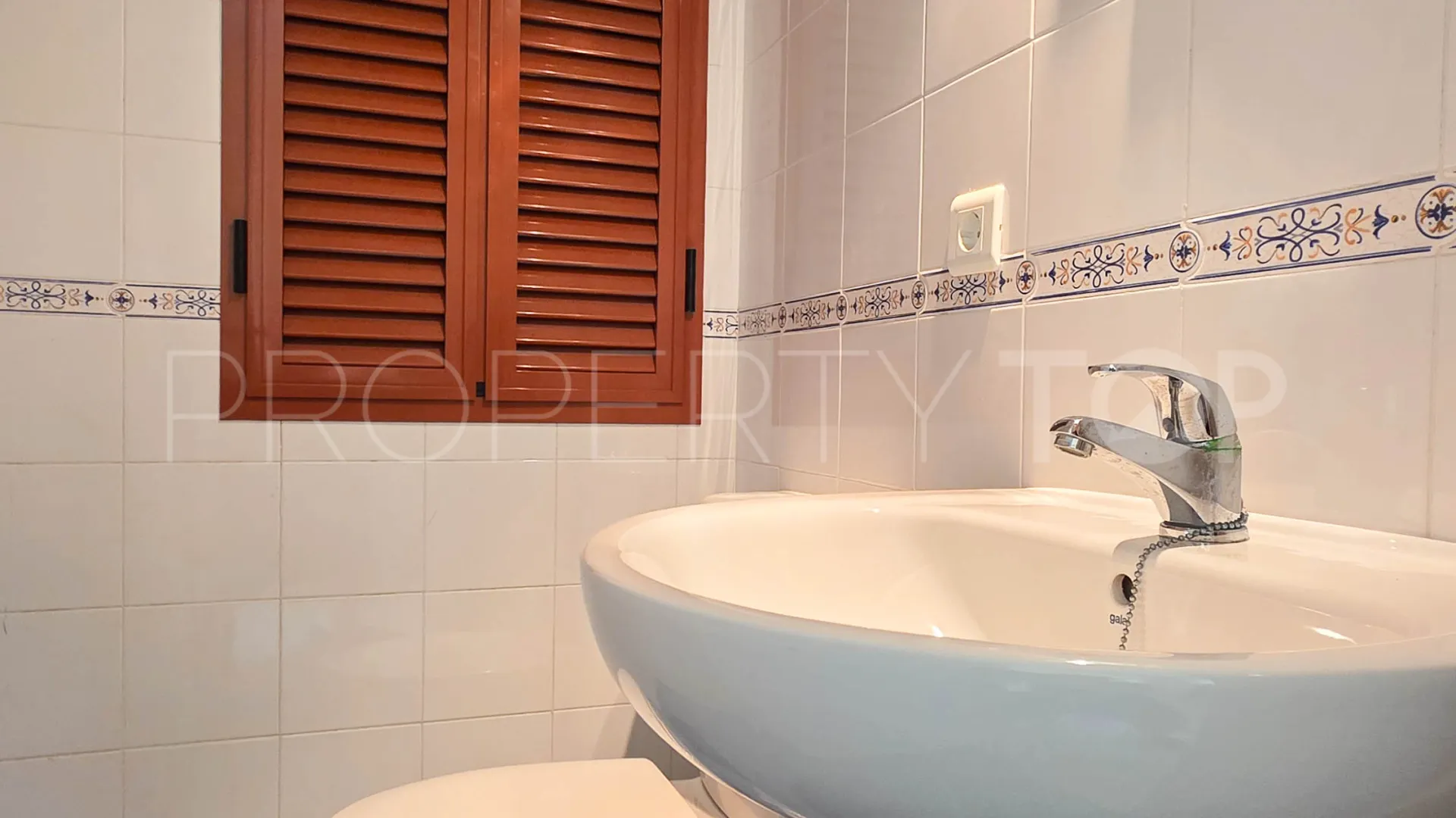 2 bedrooms apartment in Princesa Kristina for sale