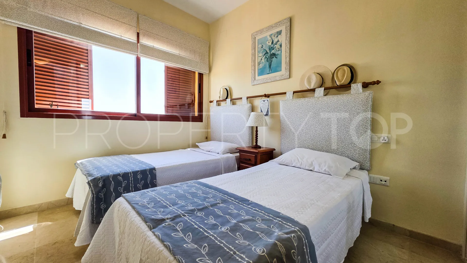 2 bedrooms apartment in Princesa Kristina for sale