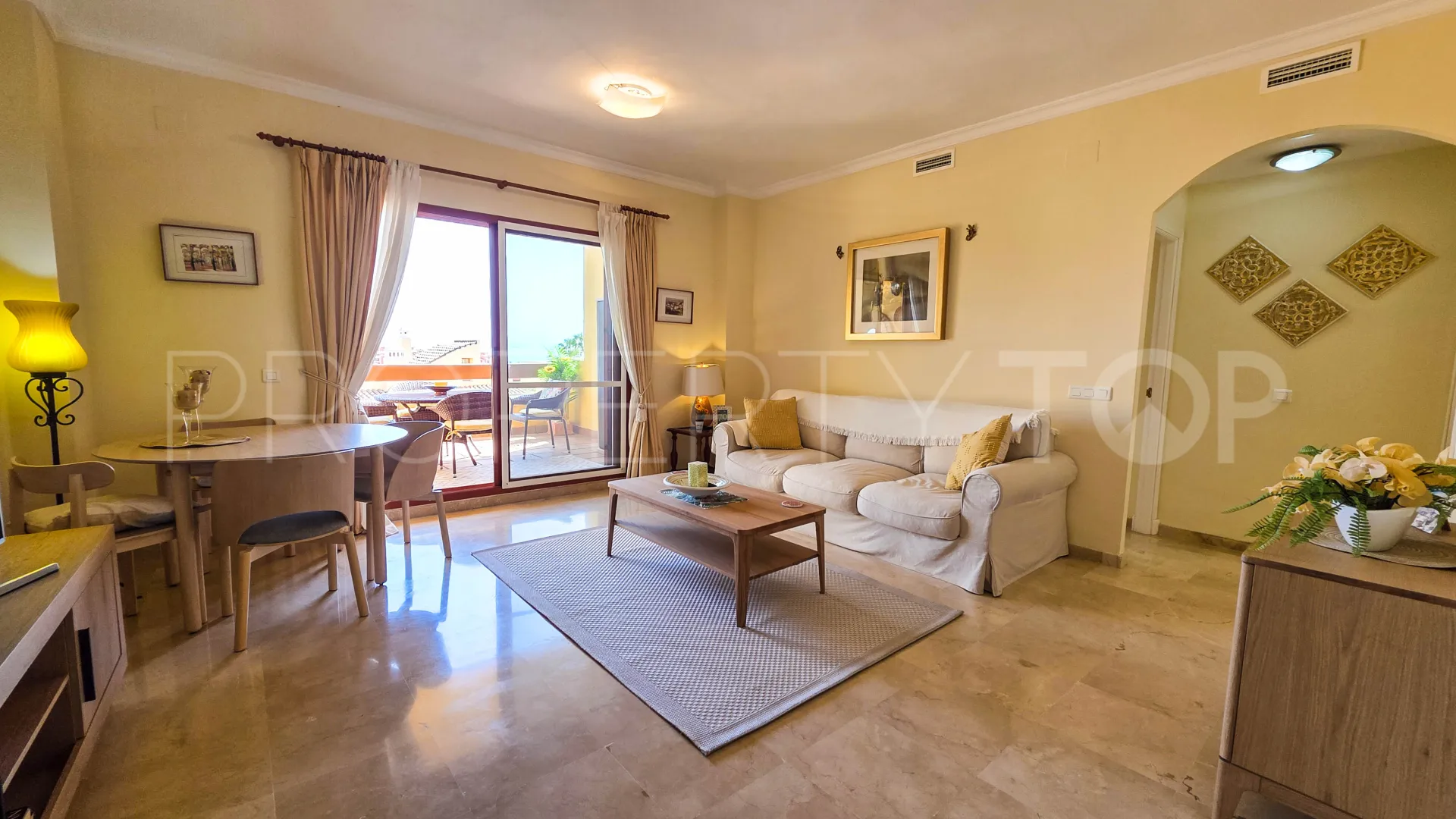 2 bedrooms apartment in Princesa Kristina for sale