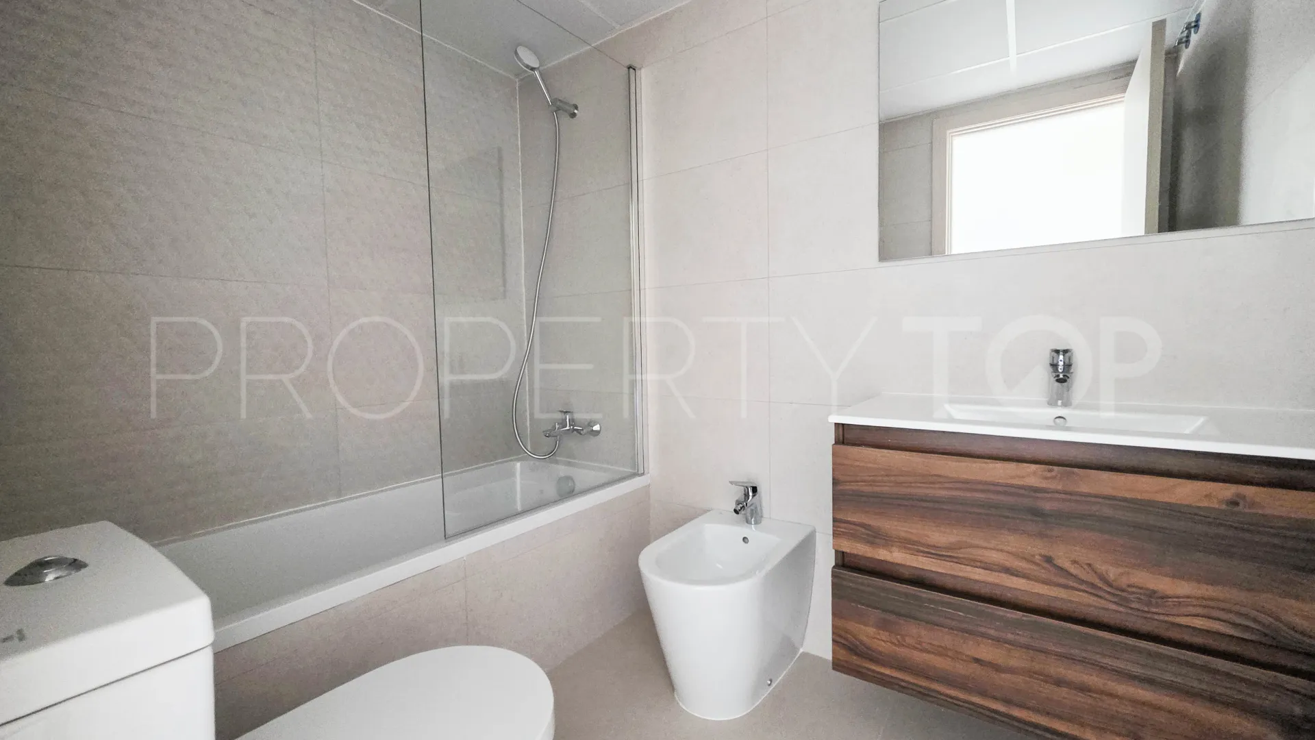 For sale Manilva apartment with 2 bedrooms