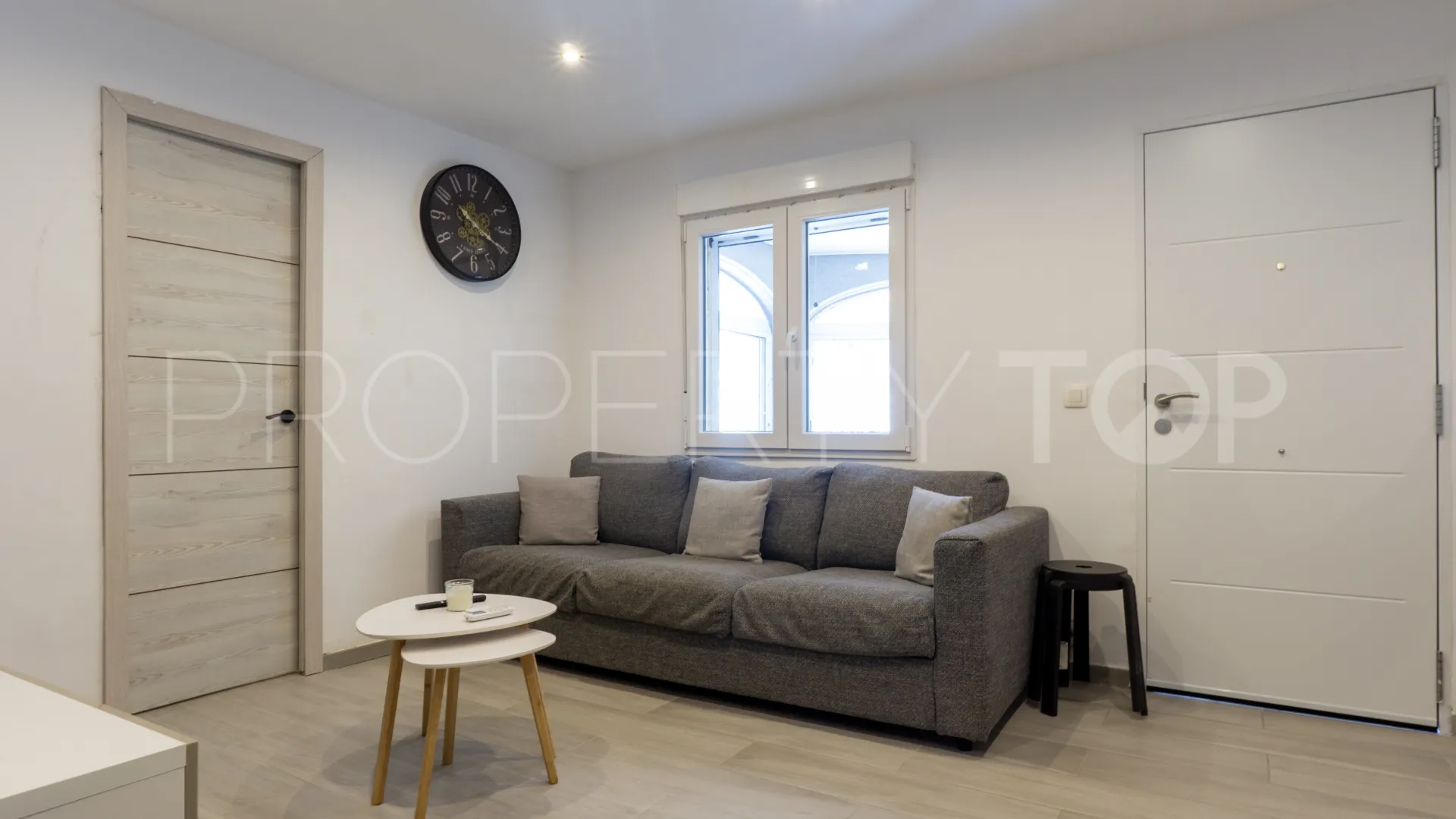 Apartamento planta baja de 3 dormitorios a la venta en Torrevieja
