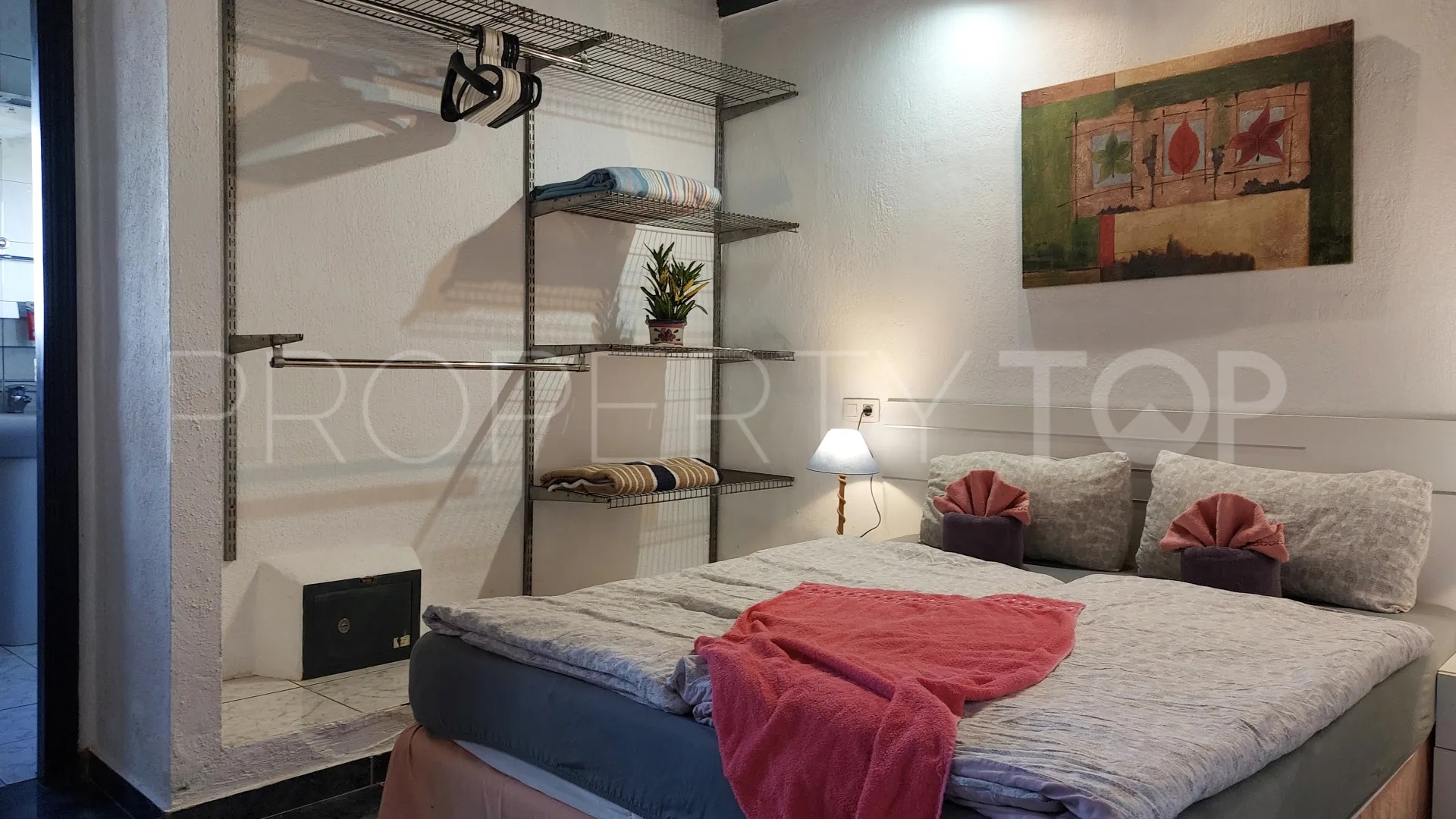 La Vega-El Amparo-Cueva del Viento, hotel en venta