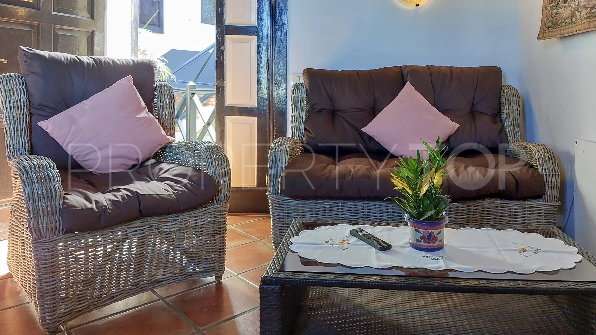 La Vega-El Amparo-Cueva del Viento, hotel en venta