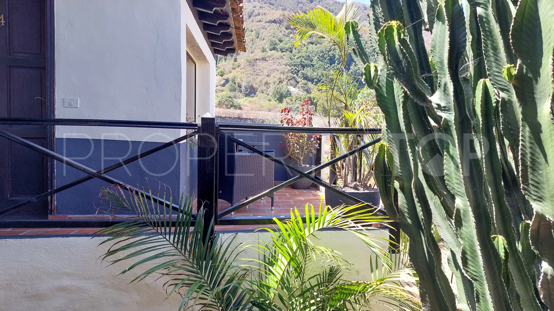 La Vega-El Amparo-Cueva del Viento, hotel en venta