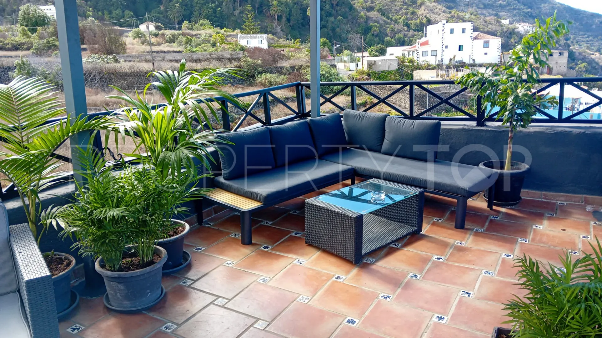 La Vega-El Amparo-Cueva del Viento, hotel en venta
