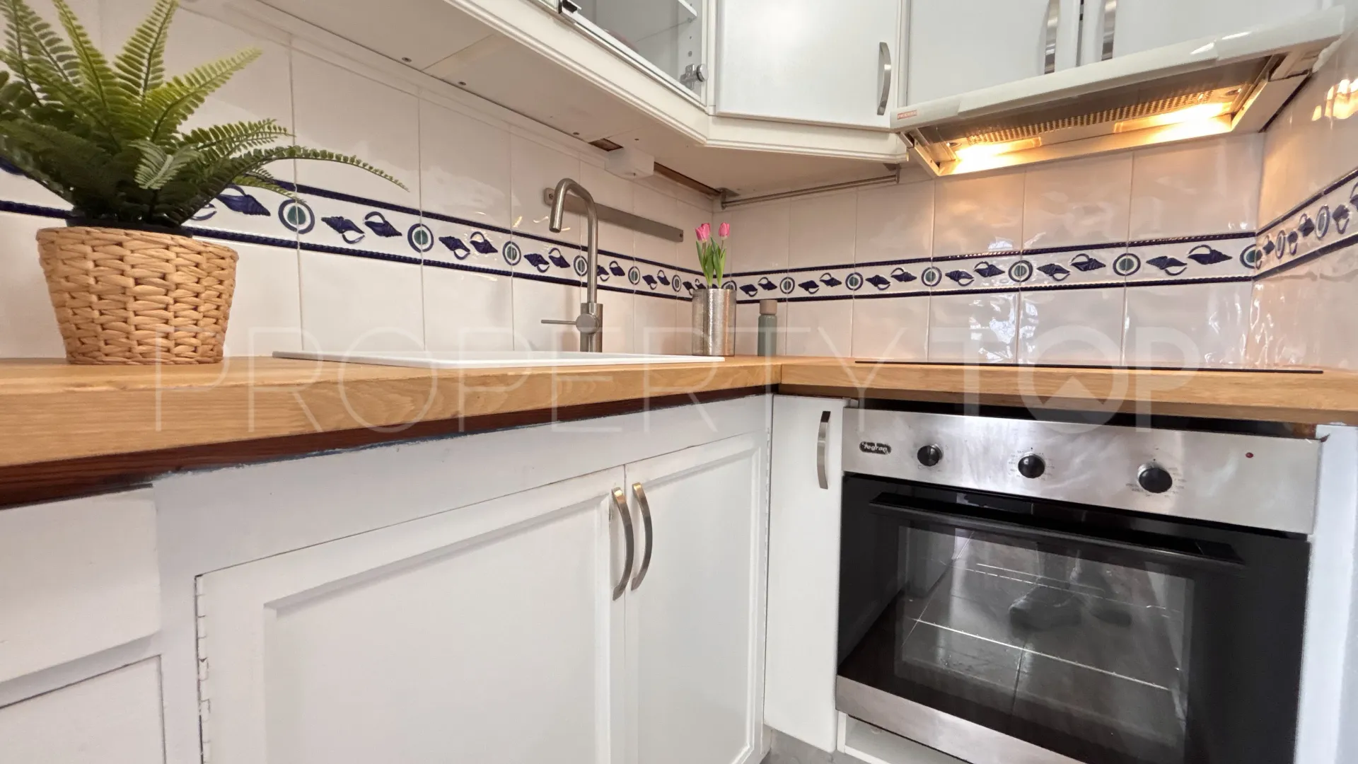 Se vende apartamento en Monte Rojo con 1 dormitorio