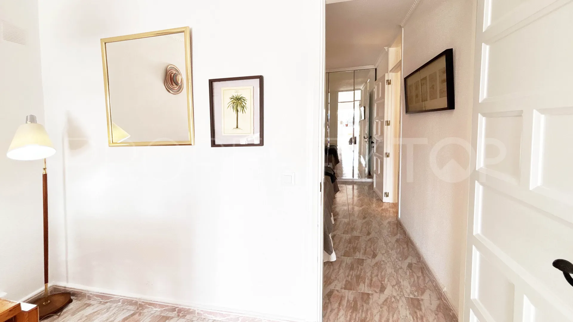 Se vende apartamento en Monte Rojo con 1 dormitorio