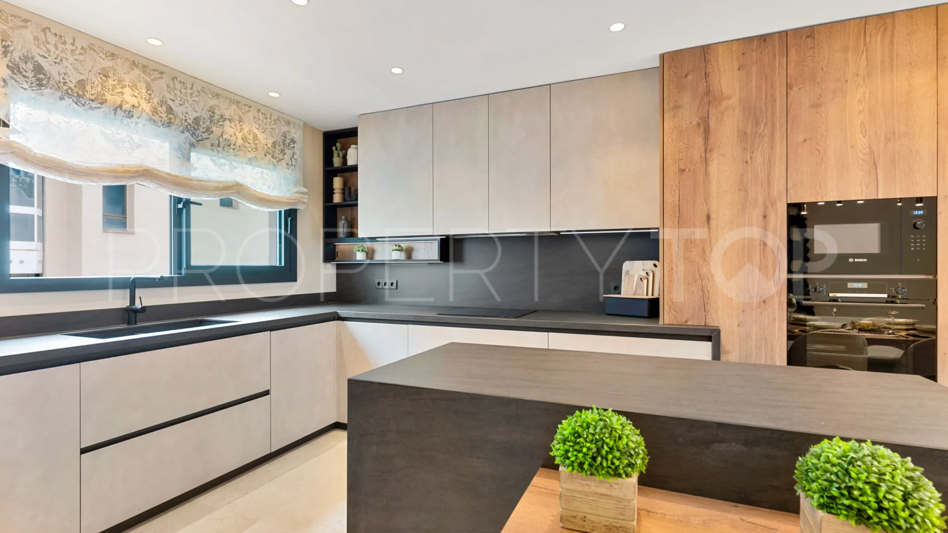Ático a la venta en Marbella Centro con 3 dormitorios