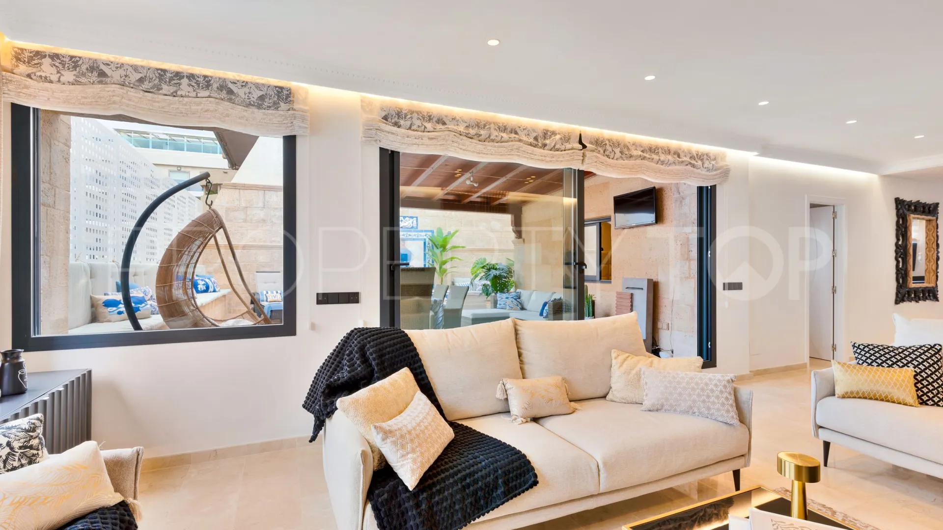 Ático a la venta en Marbella Centro con 3 dormitorios