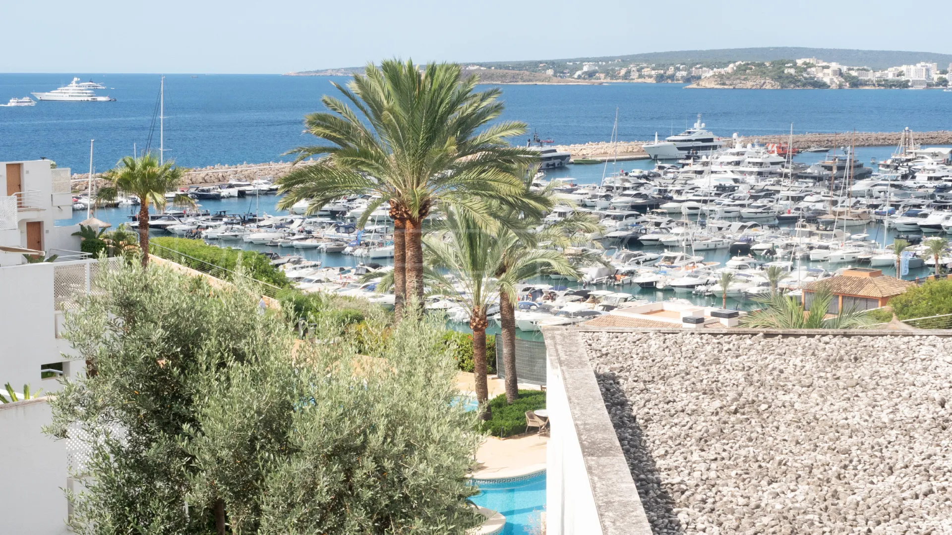For sale Portals Nous - Puerto Portals apartment with 2 bedrooms