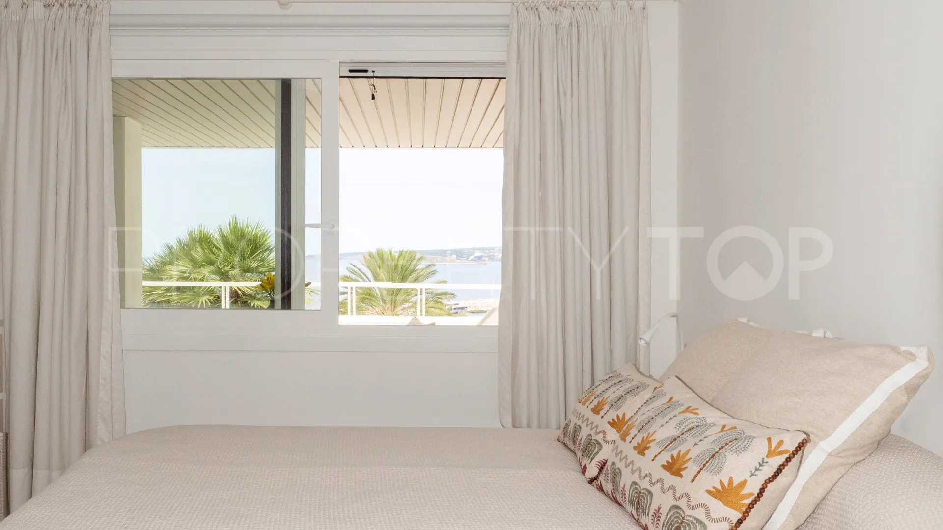 For sale Portals Nous - Puerto Portals apartment with 2 bedrooms