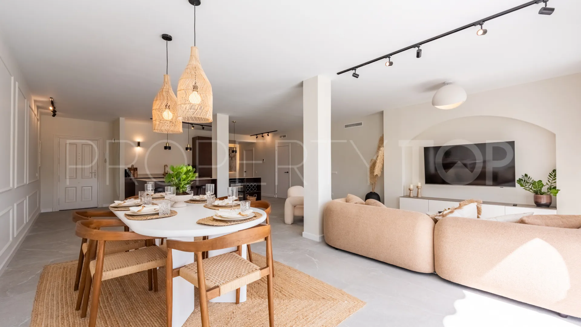For sale 3 bedrooms apartment in La Quinta