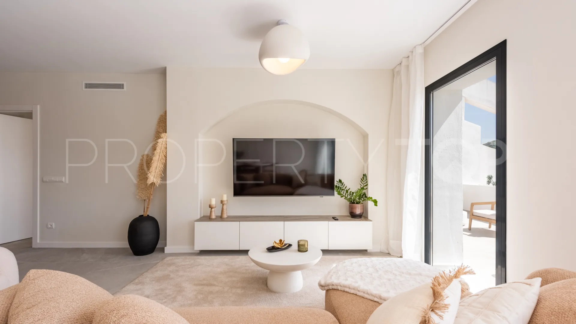 For sale 3 bedrooms apartment in La Quinta