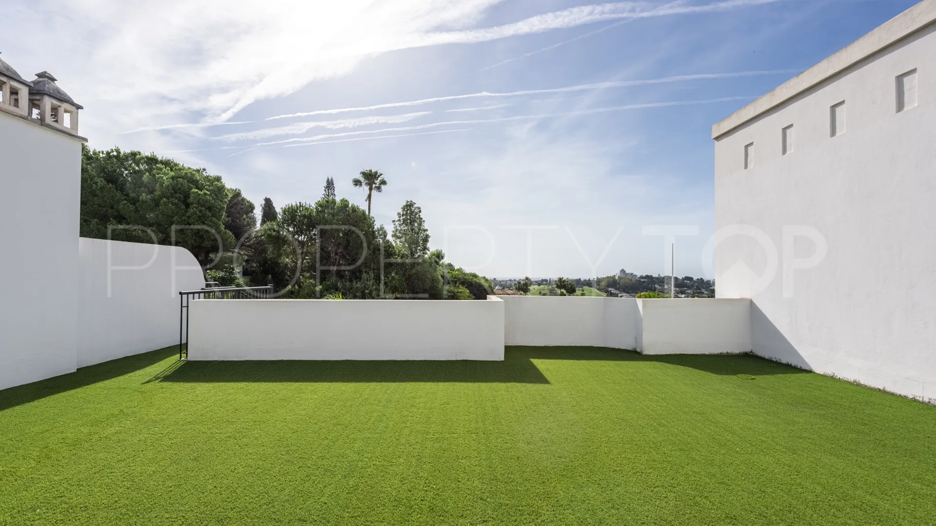 2 bedrooms Paraiso Pueblo duplex penthouse for sale