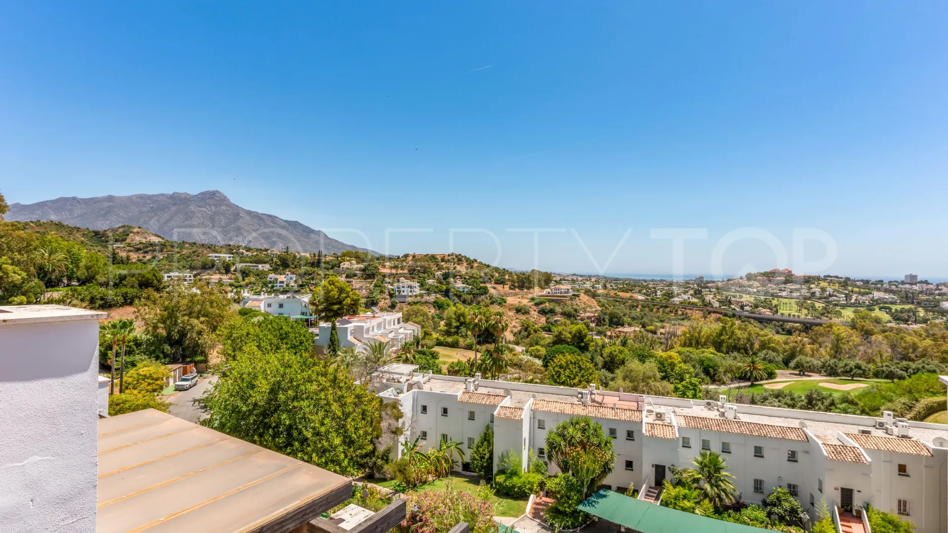 For sale duplex penthouse in La Quinta Suites