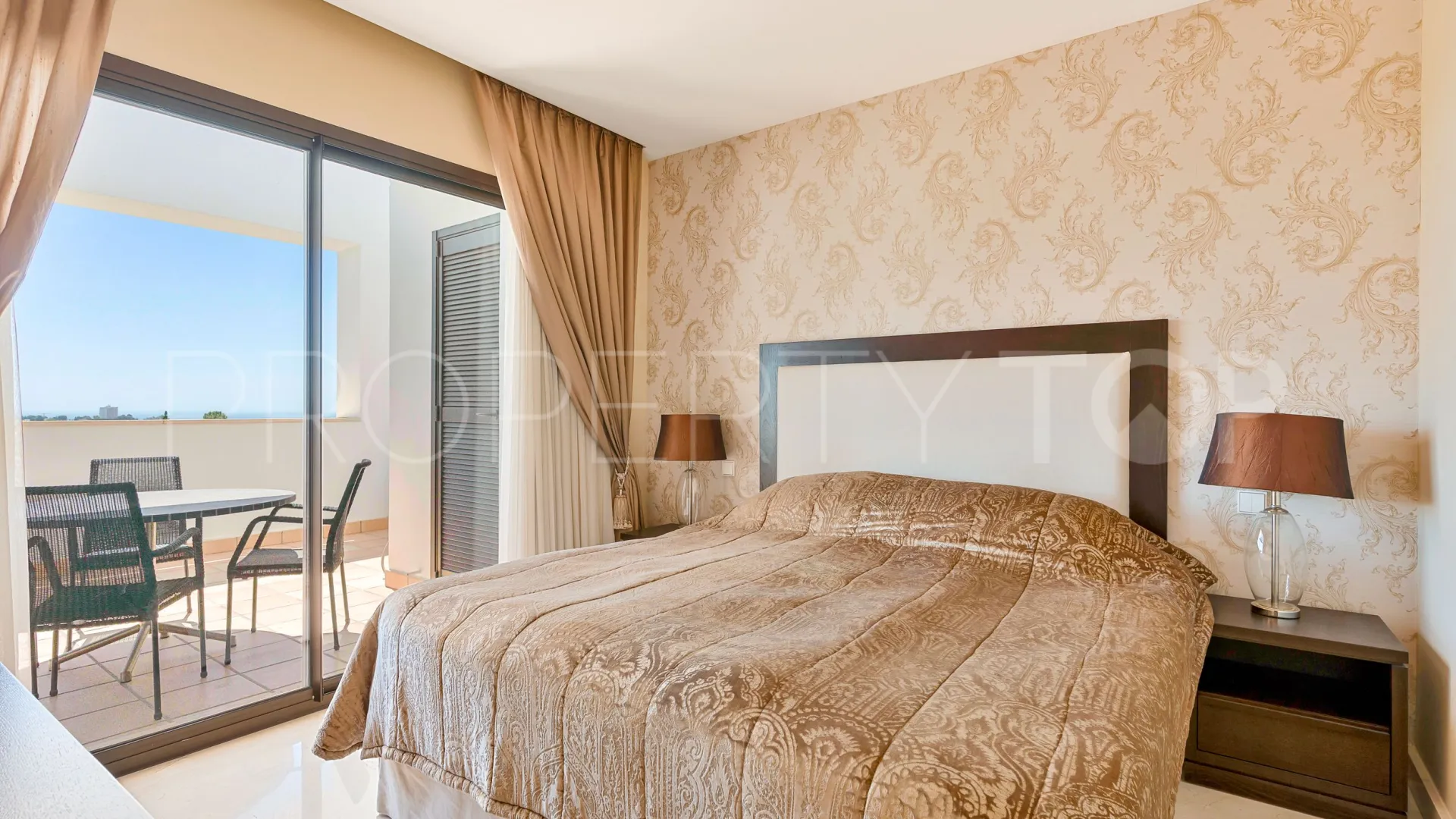 For sale duplex penthouse in La Quinta Suites