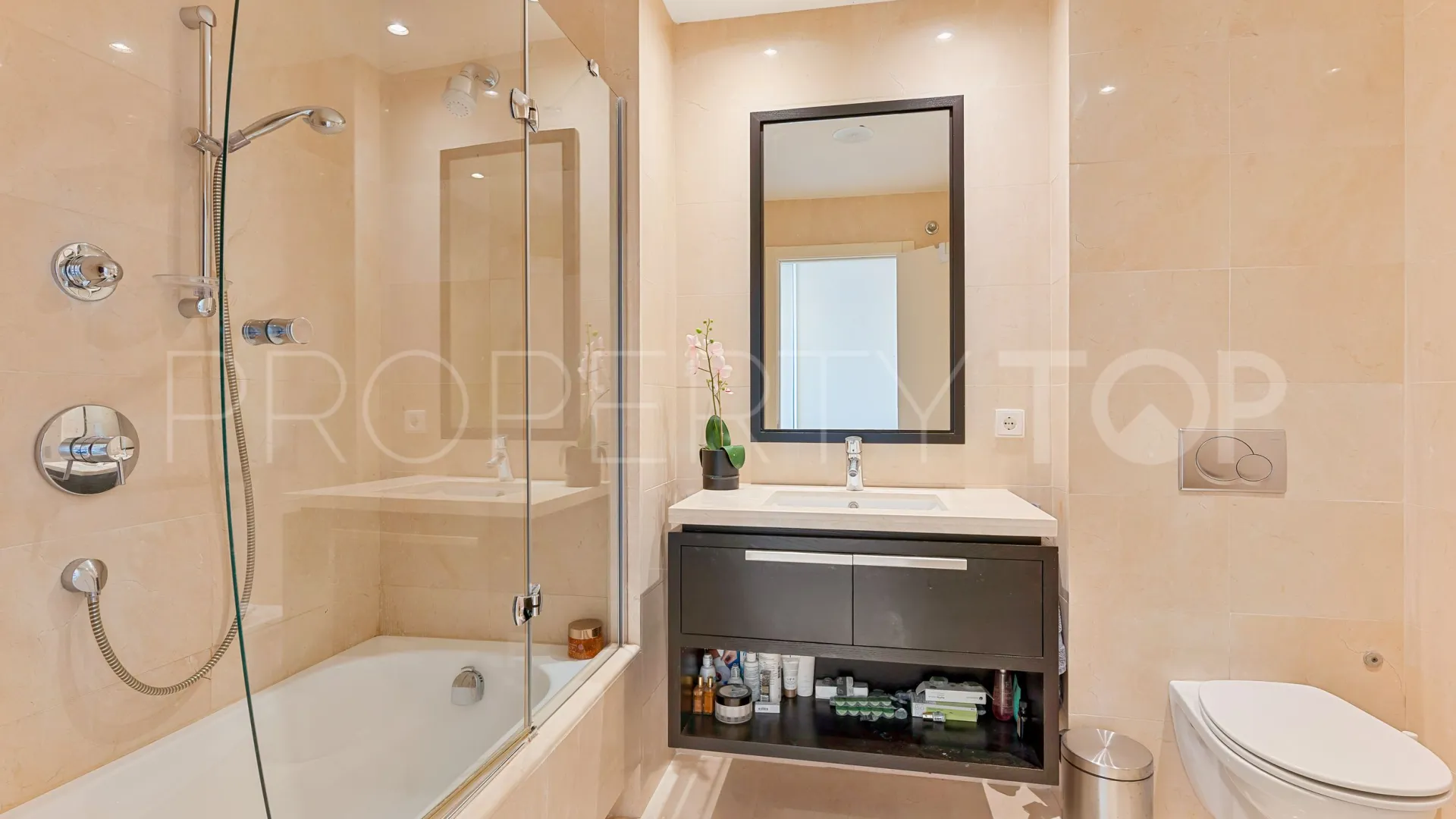 For sale duplex penthouse in La Quinta Suites