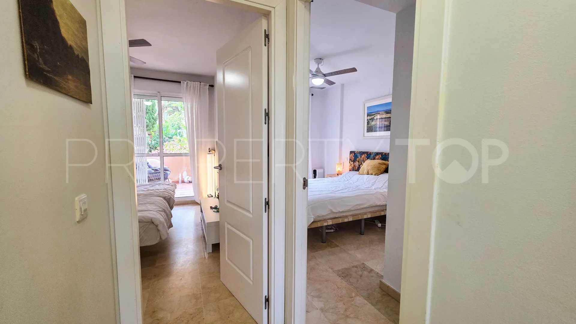 Se vende apartamento planta baja con 2 dormitorios en La Duquesa