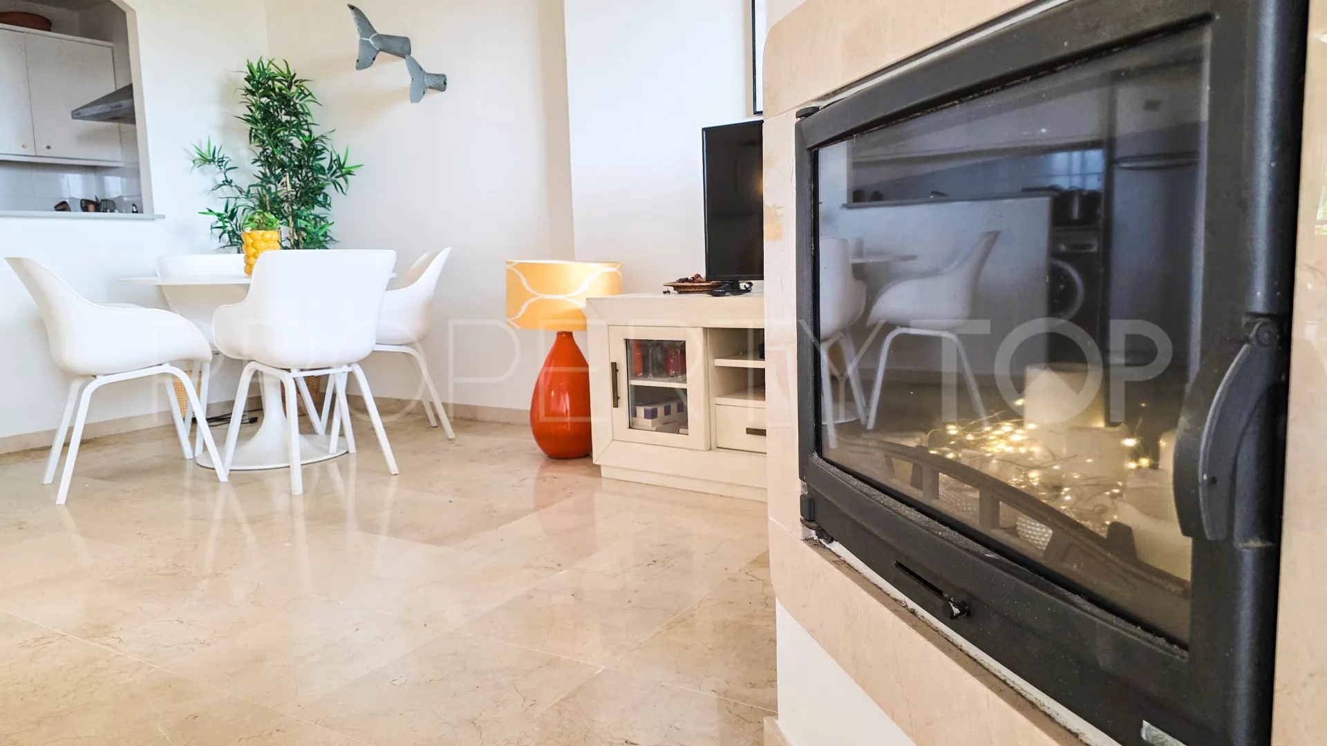 Se vende apartamento planta baja con 2 dormitorios en La Duquesa