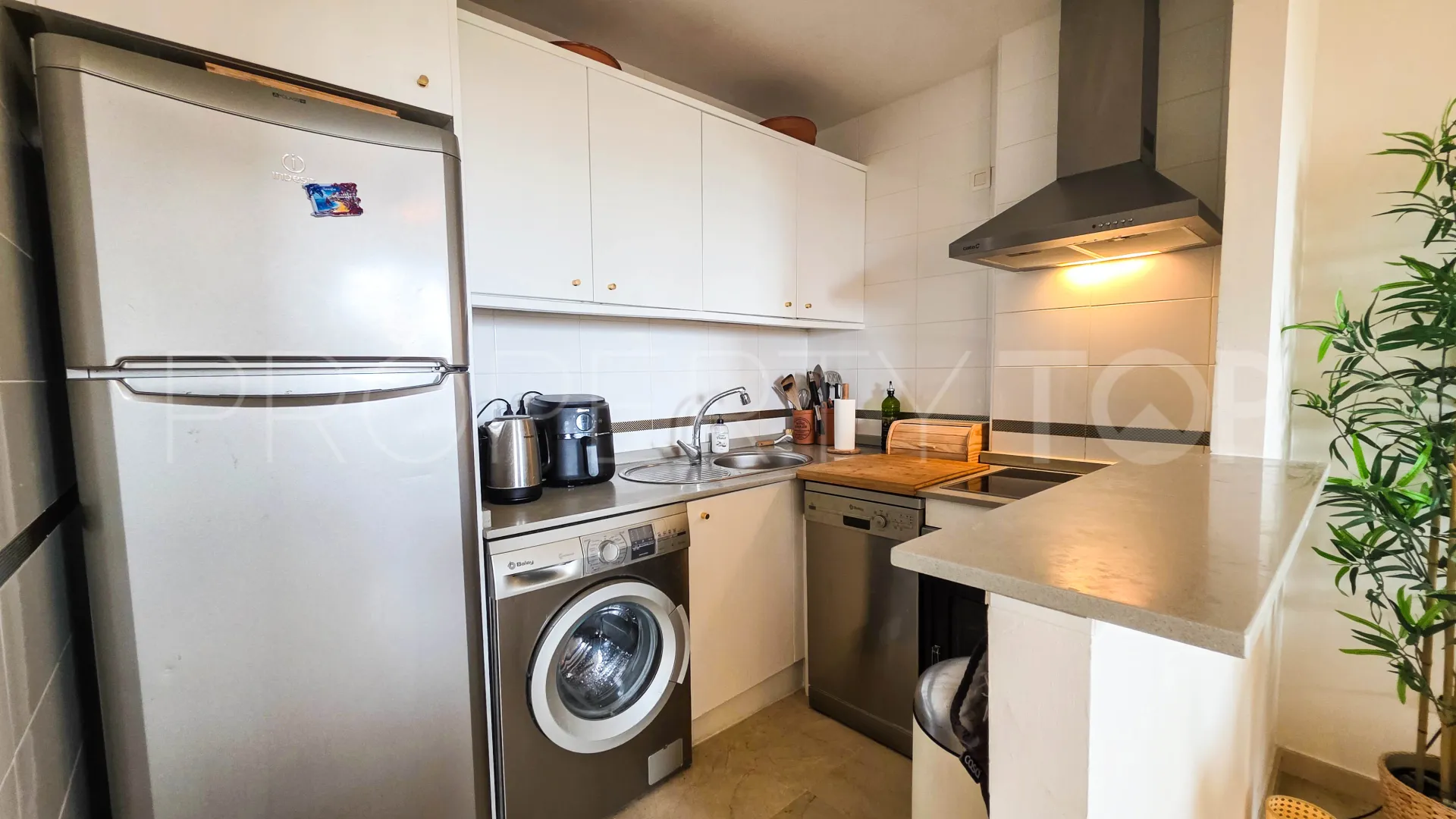 Se vende apartamento planta baja con 2 dormitorios en La Duquesa