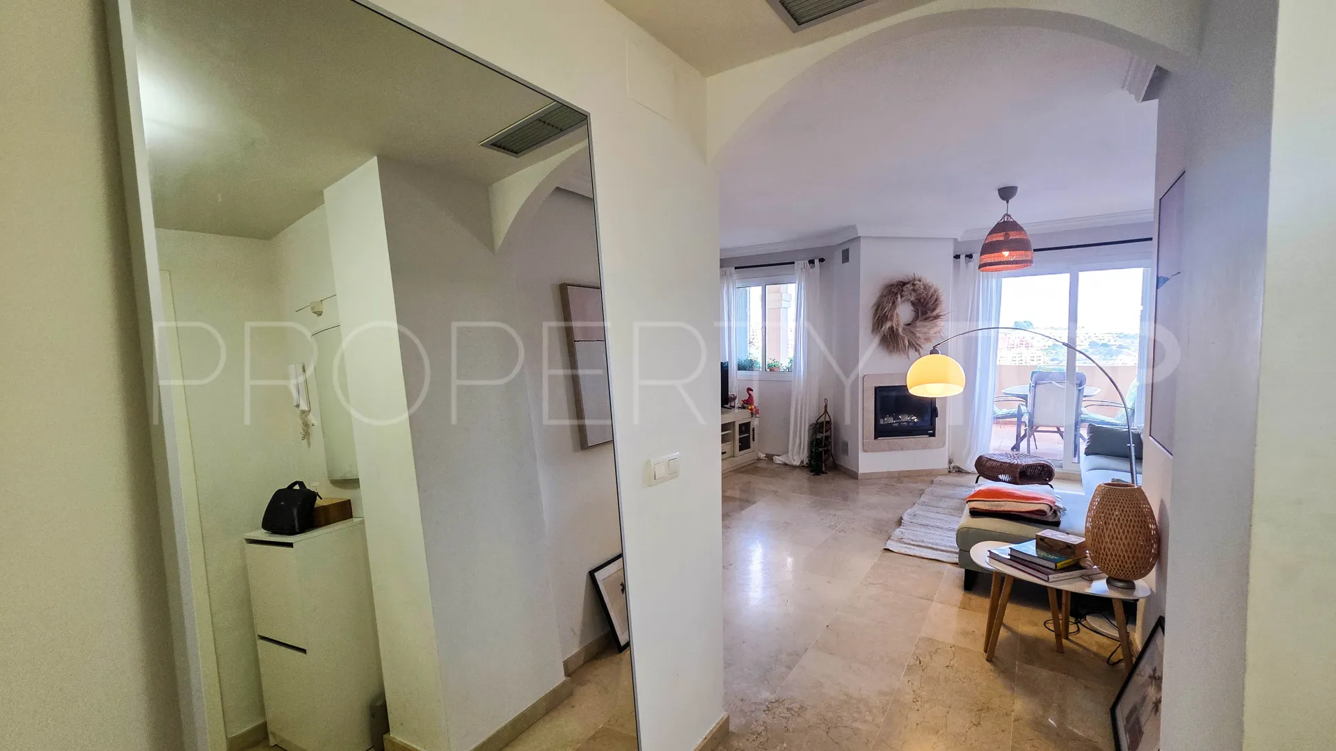 Se vende apartamento planta baja con 2 dormitorios en La Duquesa