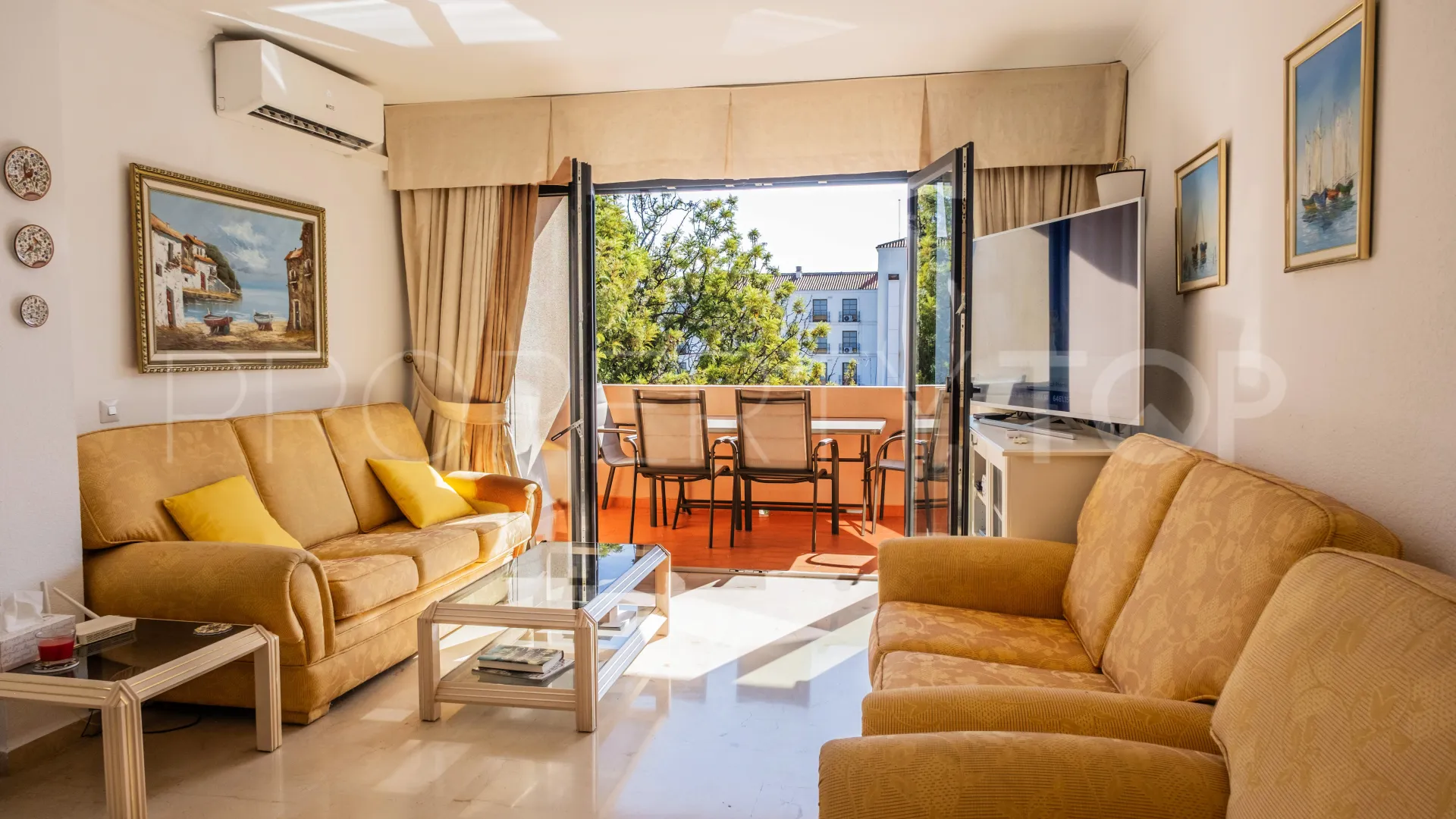 Nueva Andalucia, apartamento en venta con 2 dormitorios