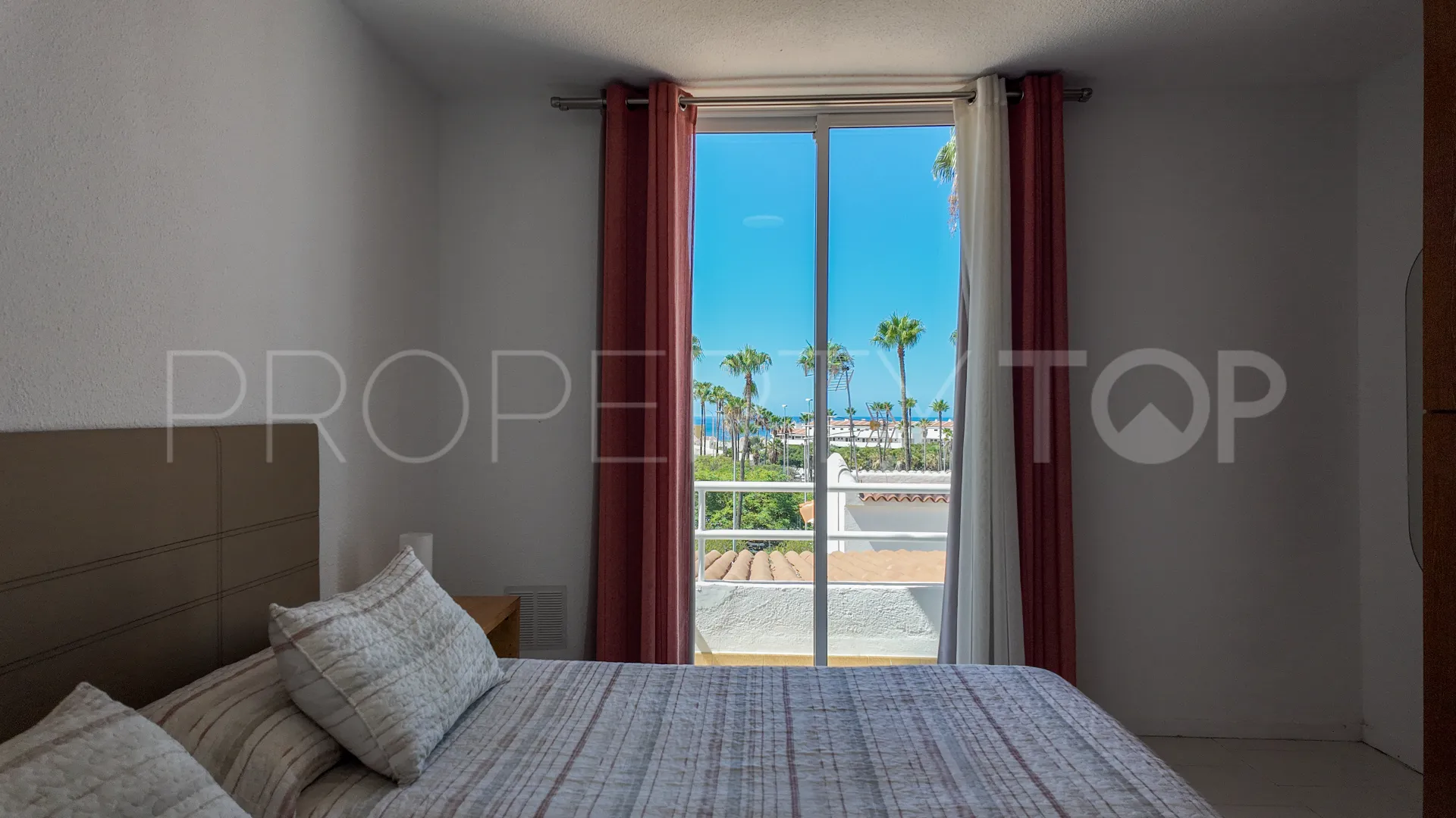 For sale villa in San Eugenio with 3 bedrooms