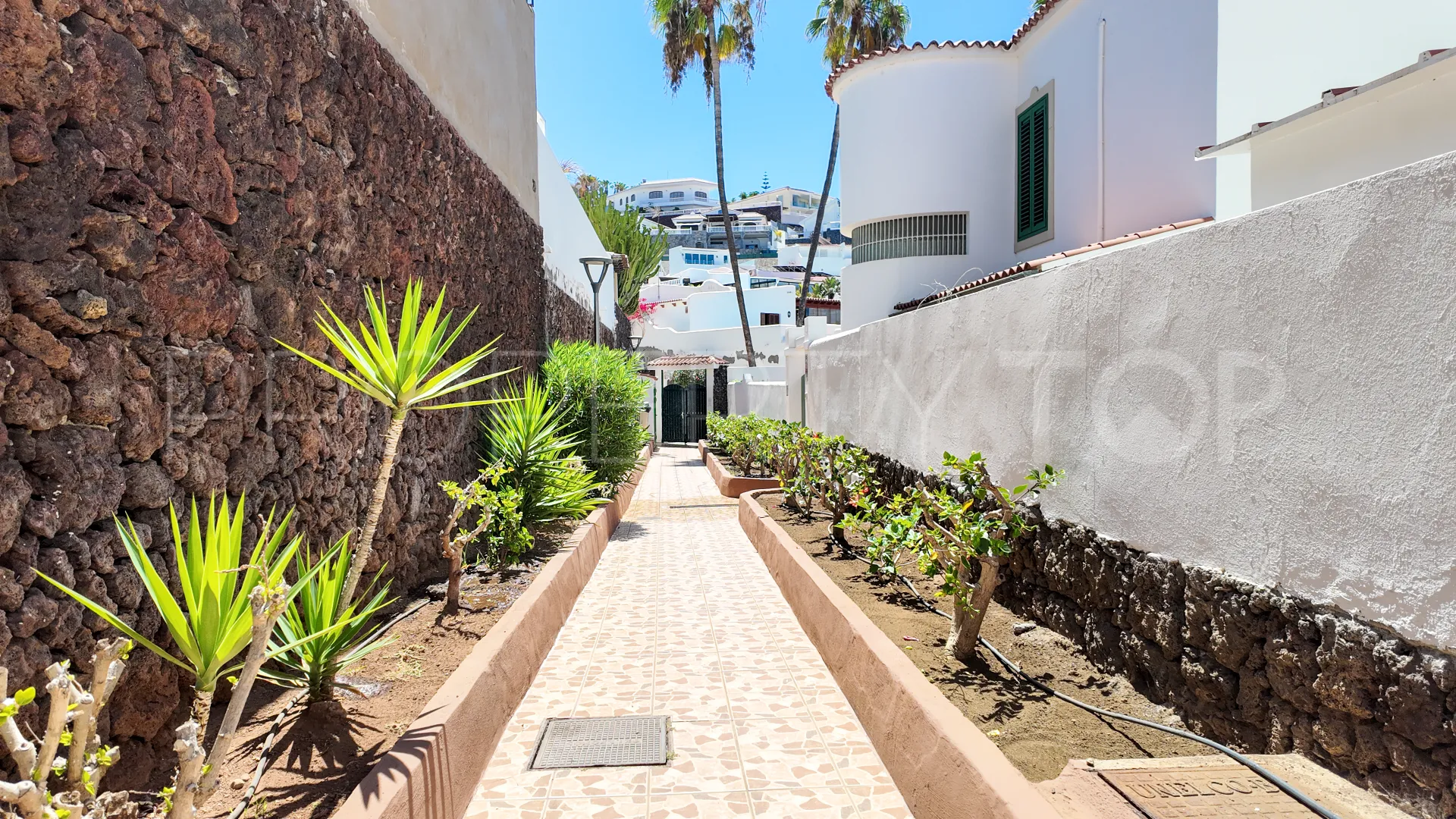 For sale villa in San Eugenio with 3 bedrooms
