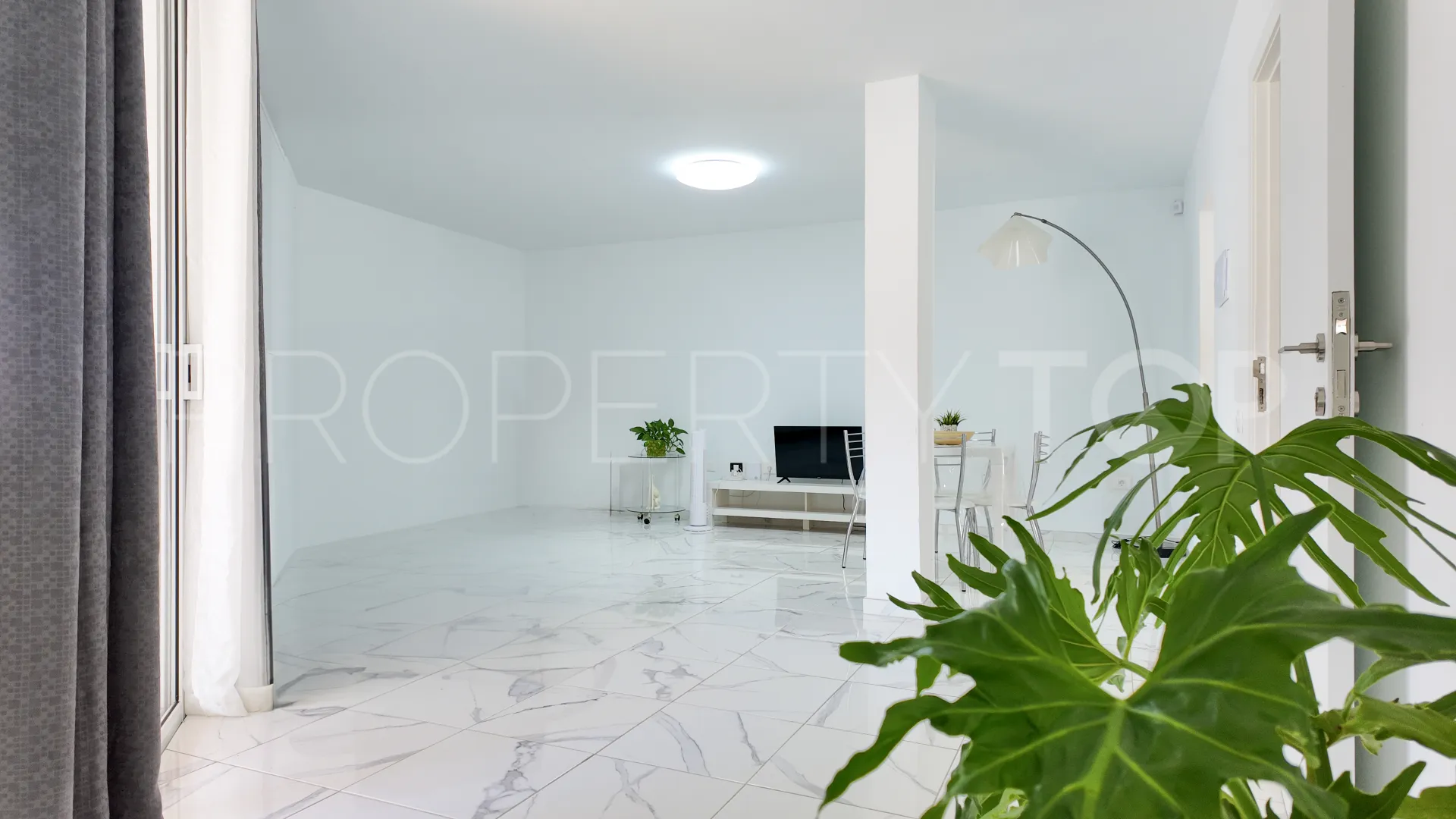 For sale villa in San Eugenio with 3 bedrooms