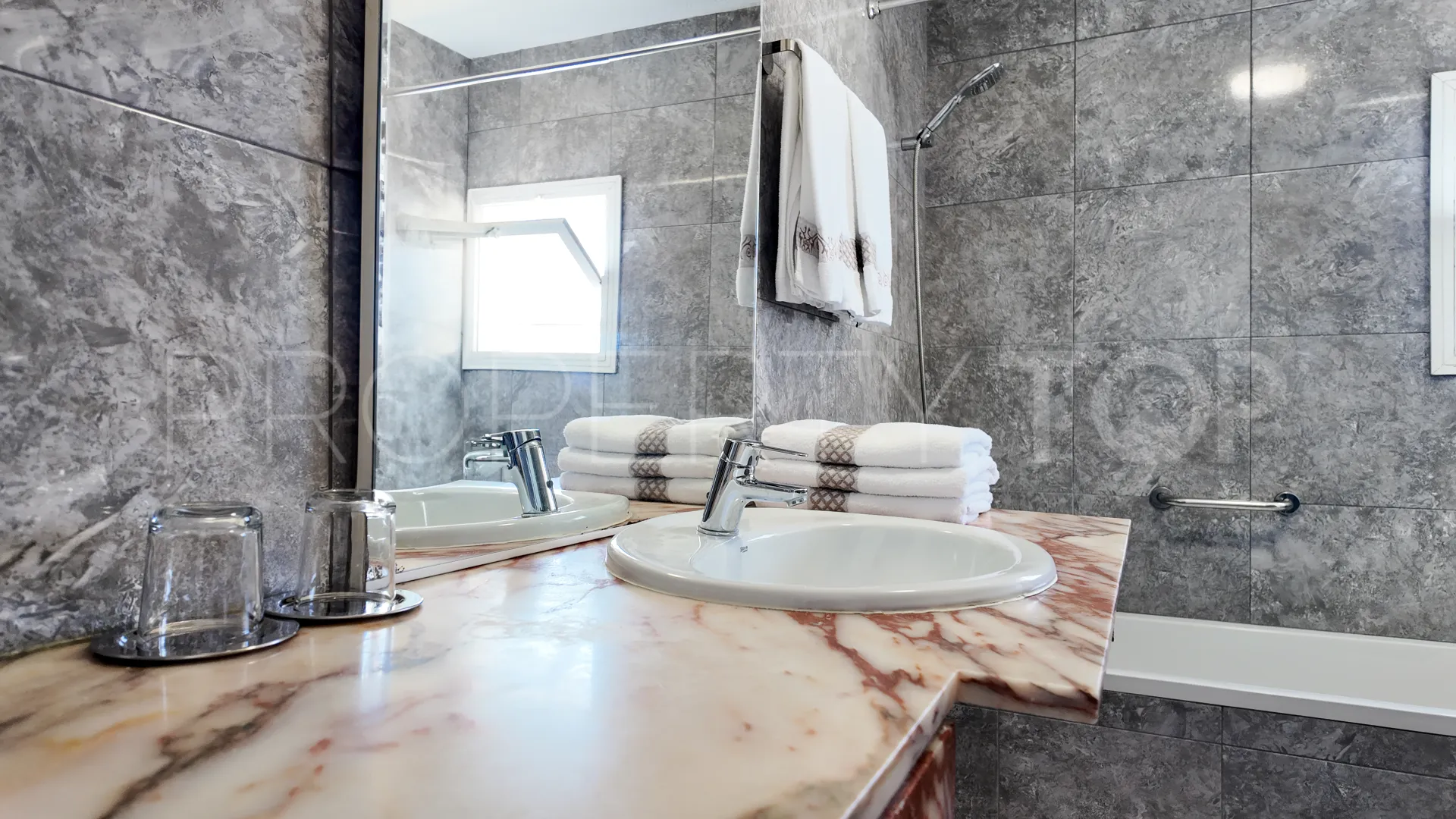 For sale villa in San Eugenio with 3 bedrooms