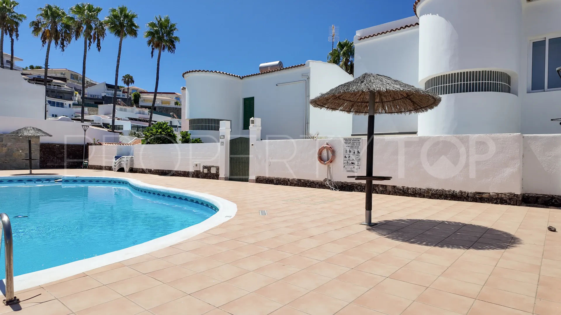 For sale villa in San Eugenio with 3 bedrooms