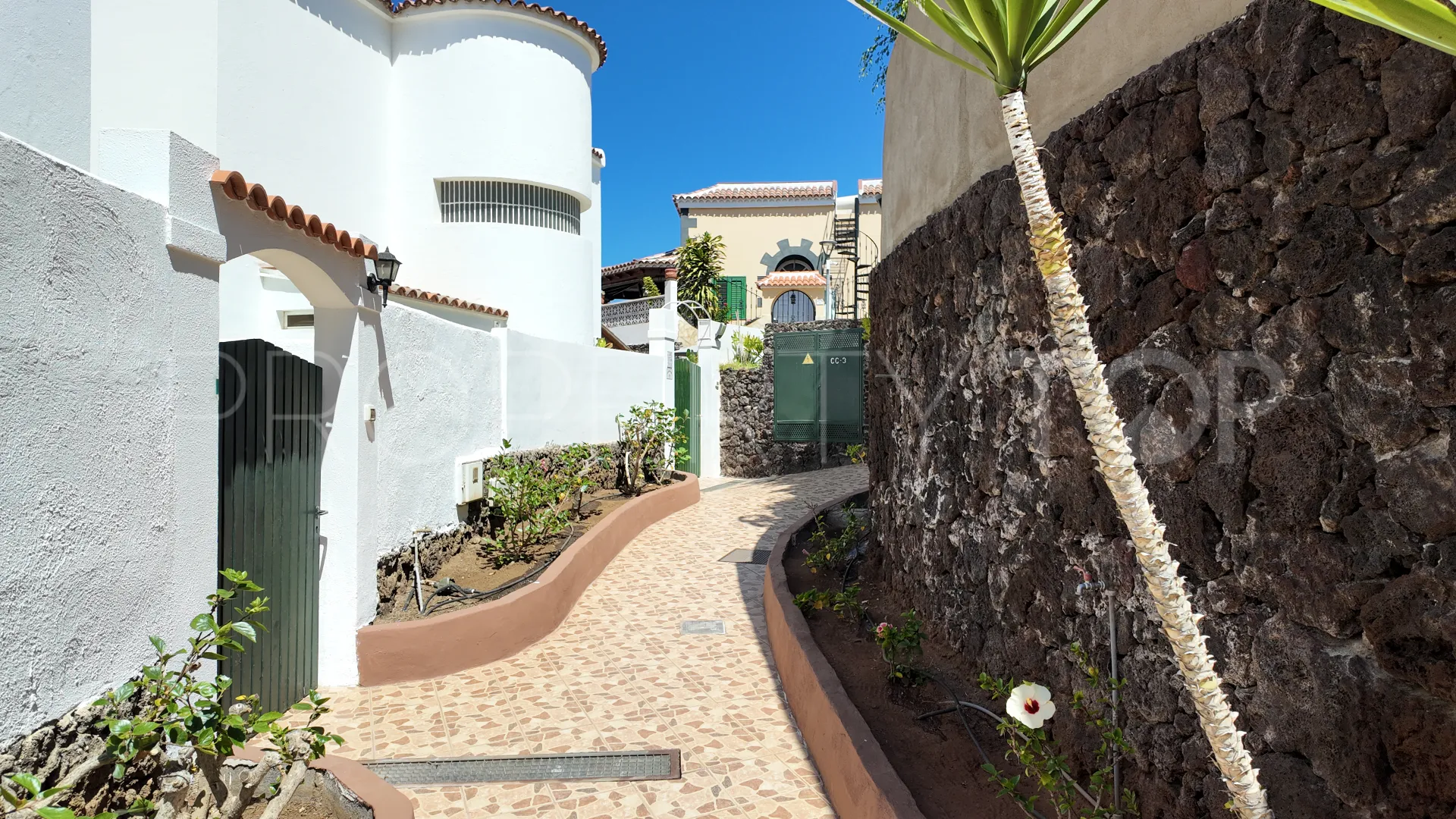 For sale villa in San Eugenio with 3 bedrooms