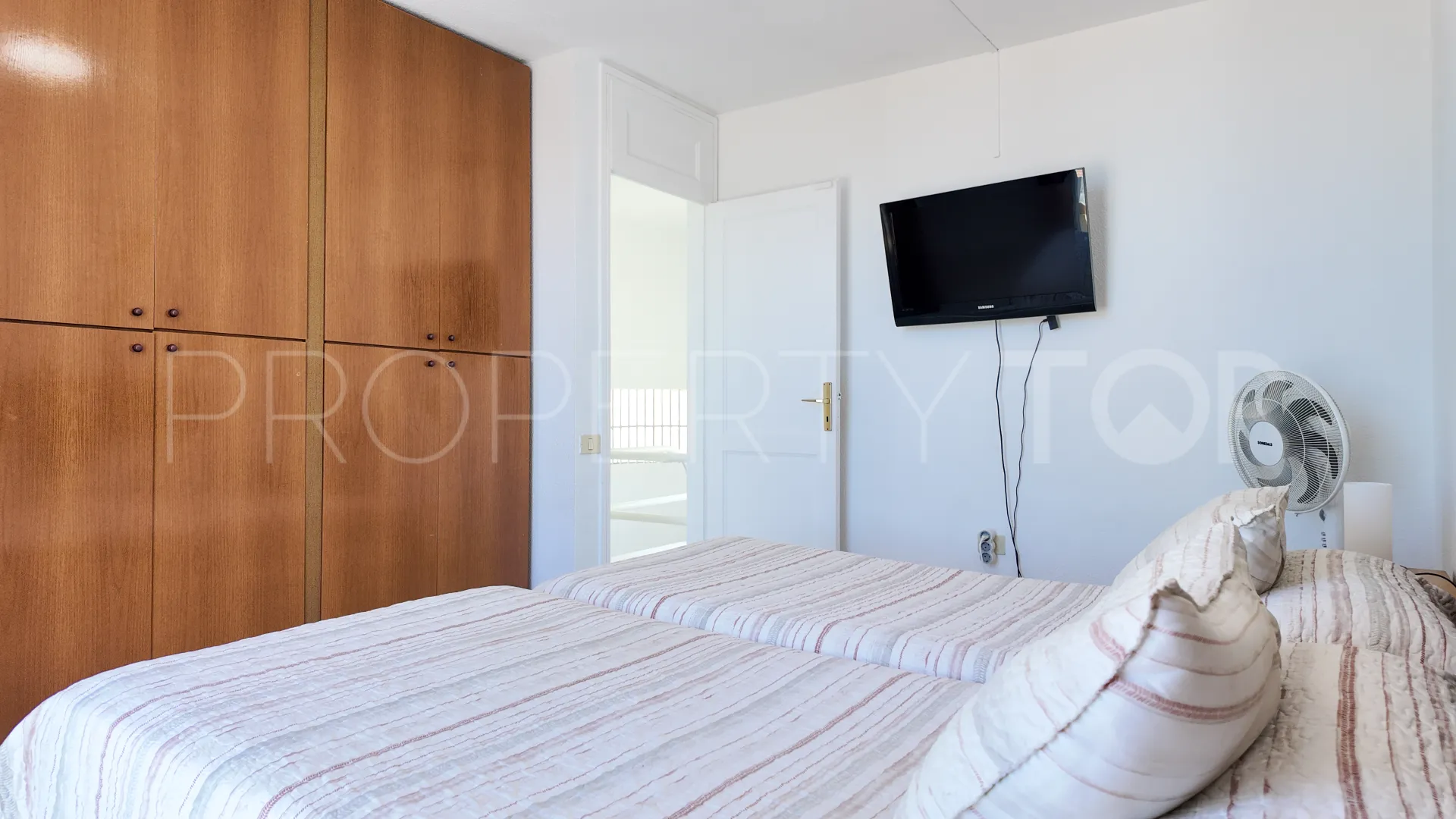 For sale villa in San Eugenio with 3 bedrooms