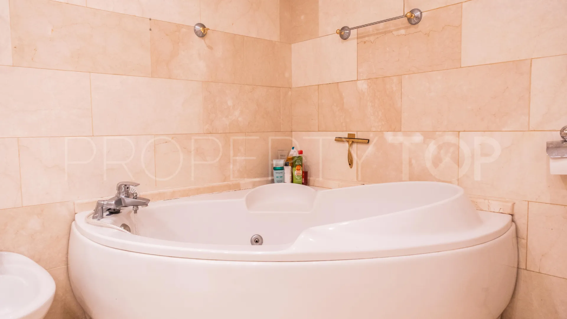Magna Marbella apartment for sale