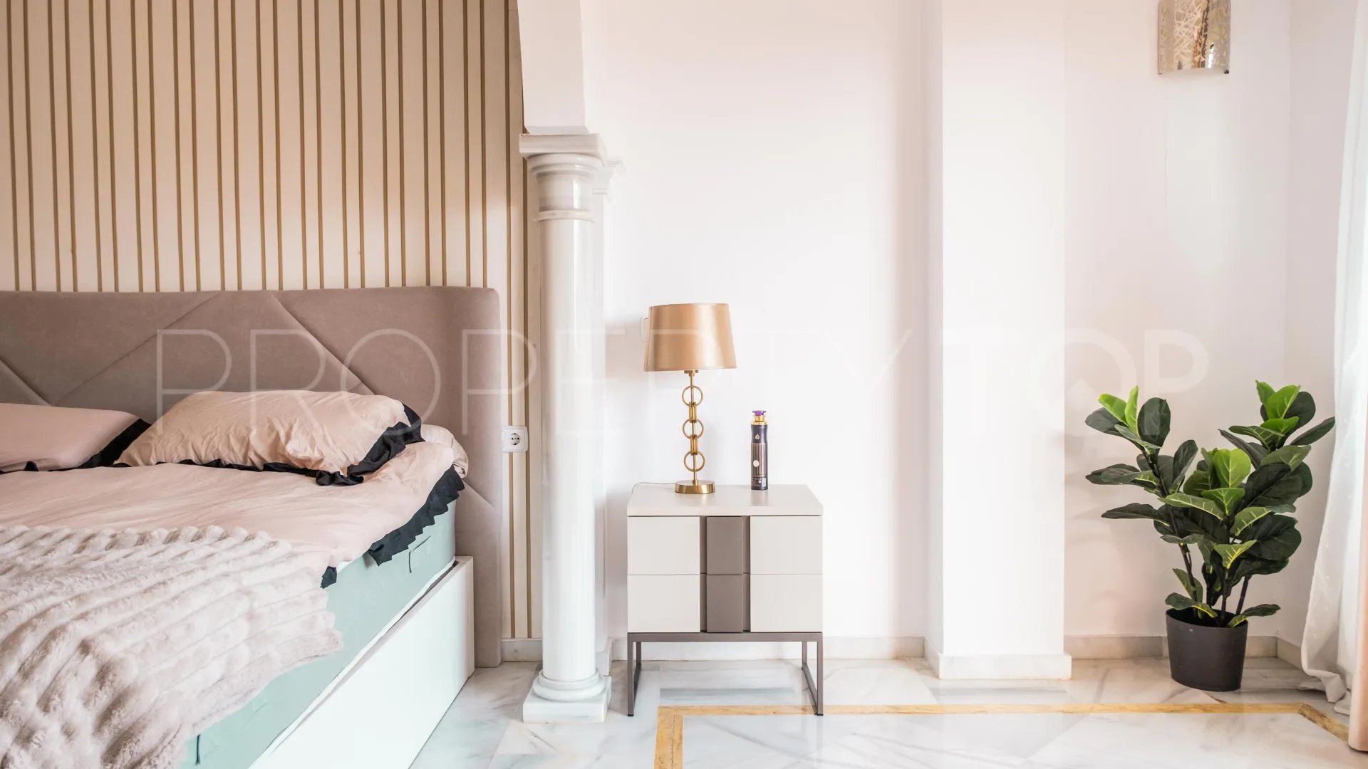 Magna Marbella apartment for sale