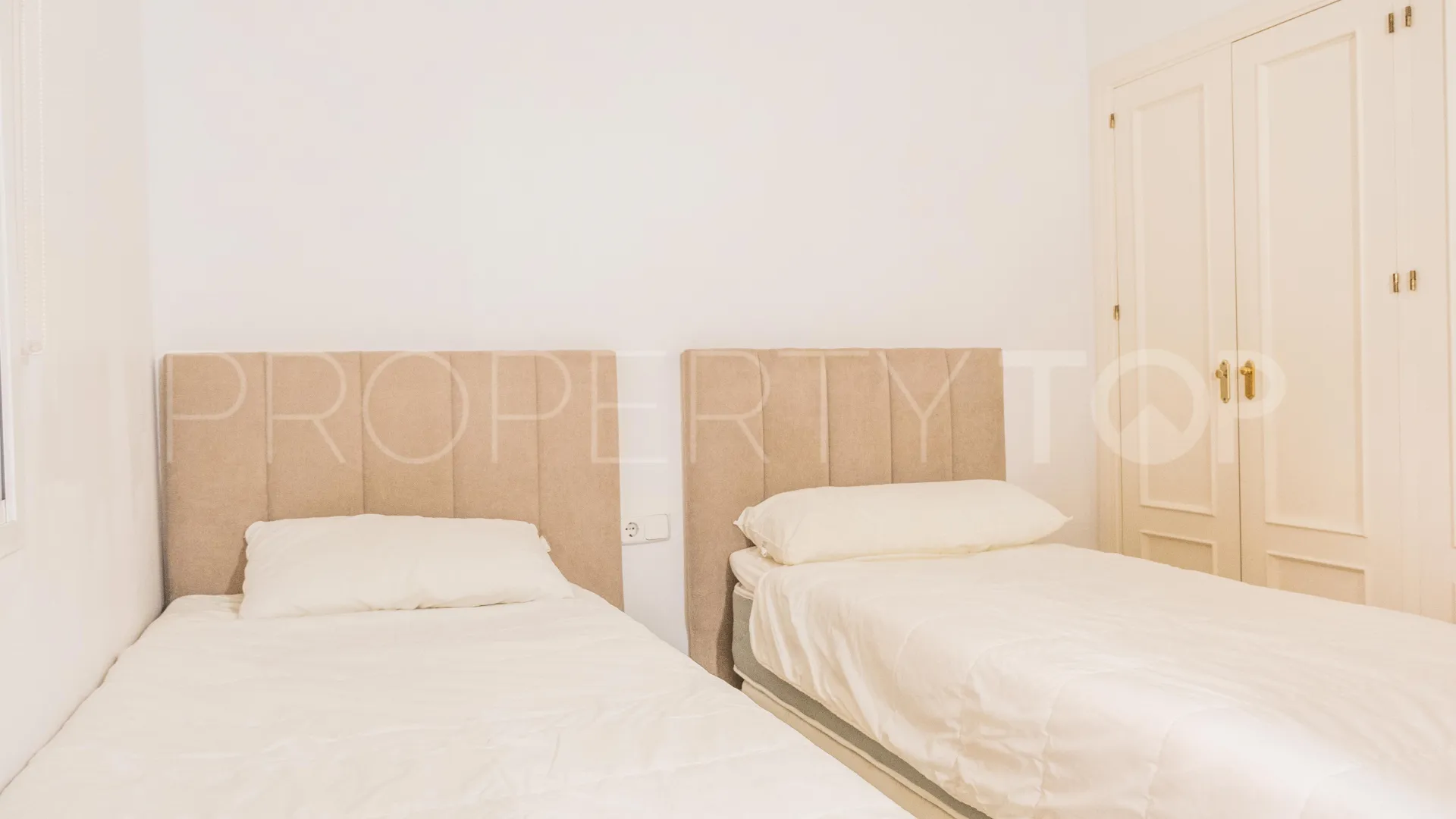 Magna Marbella apartment for sale