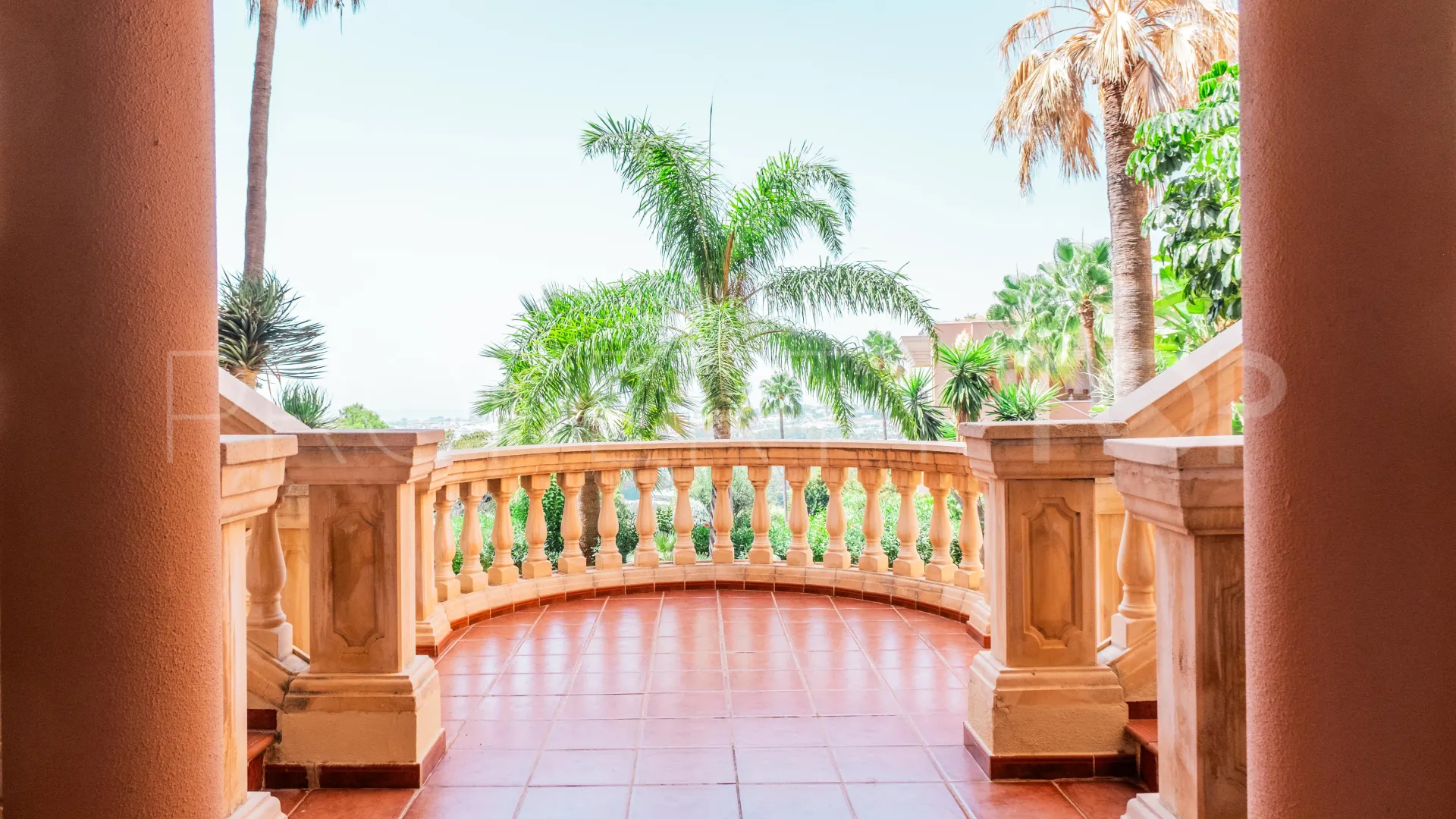 Magna Marbella apartment for sale
