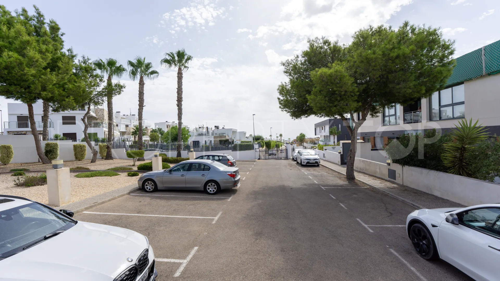 Villamartin apartment for sale