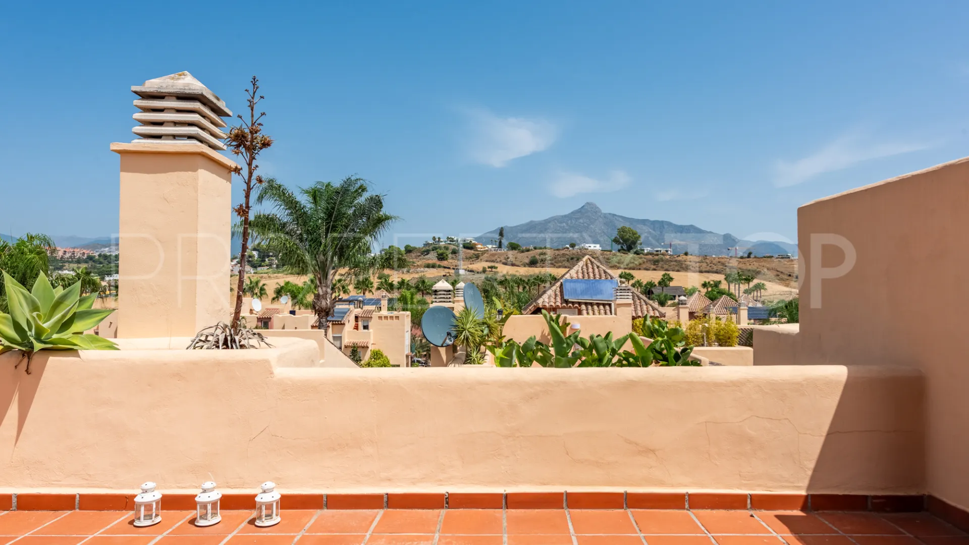 Condes de Iza 4 bedrooms semi detached house for sale