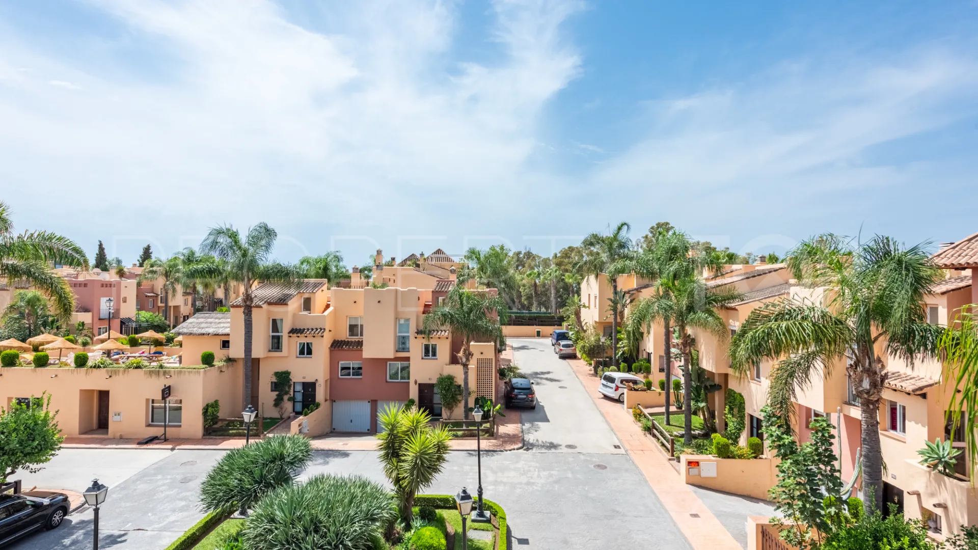 Condes de Iza 4 bedrooms semi detached house for sale