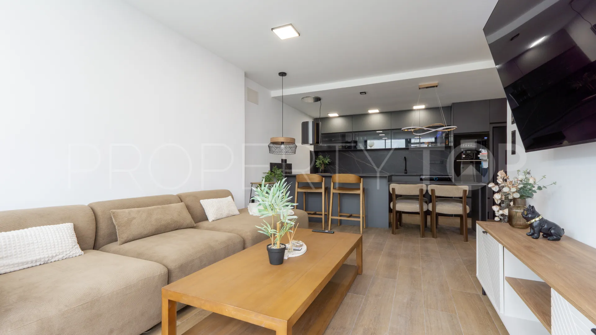For sale house in Torrevieja with 3 bedrooms
