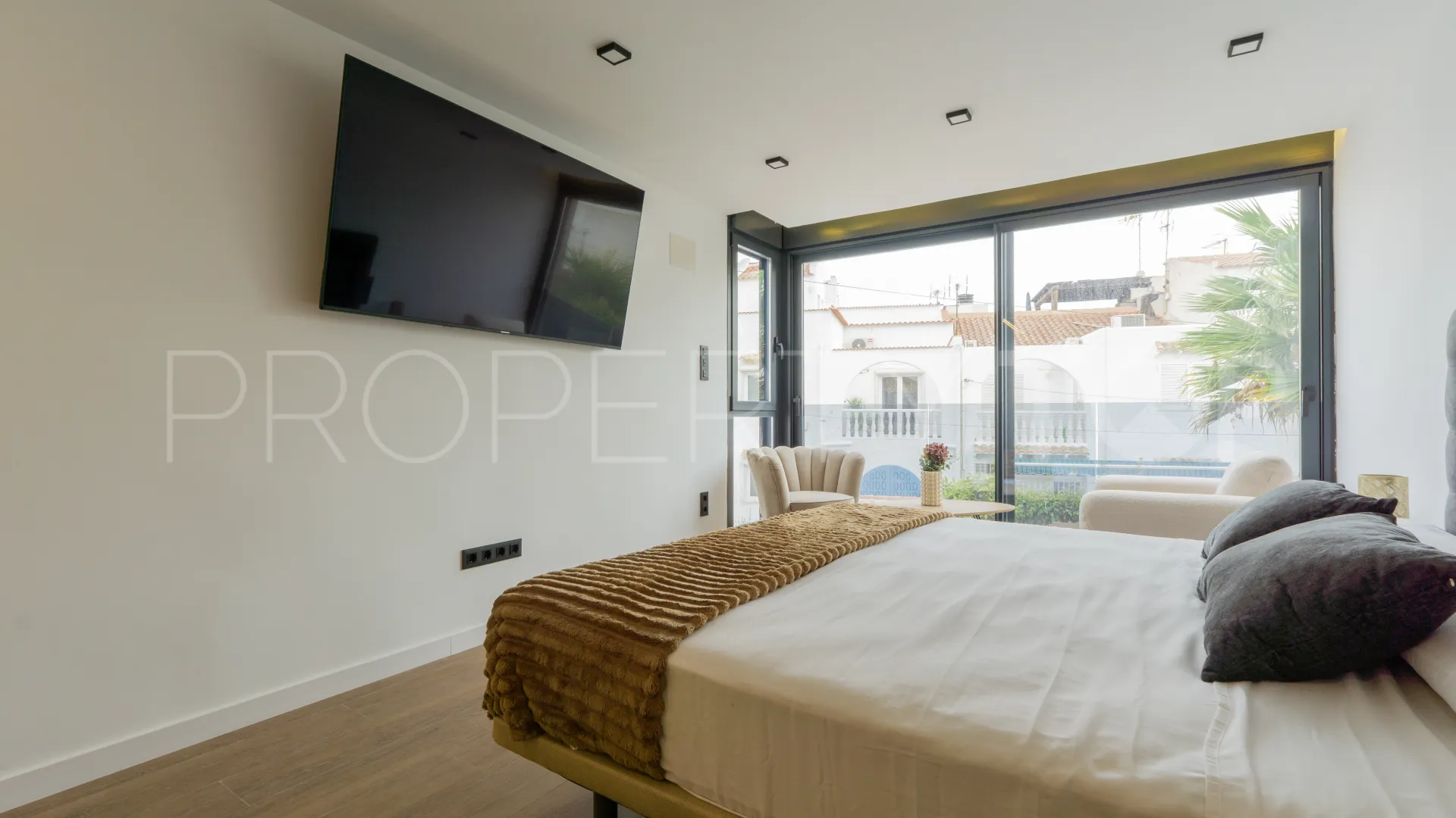 For sale house in Torrevieja with 3 bedrooms